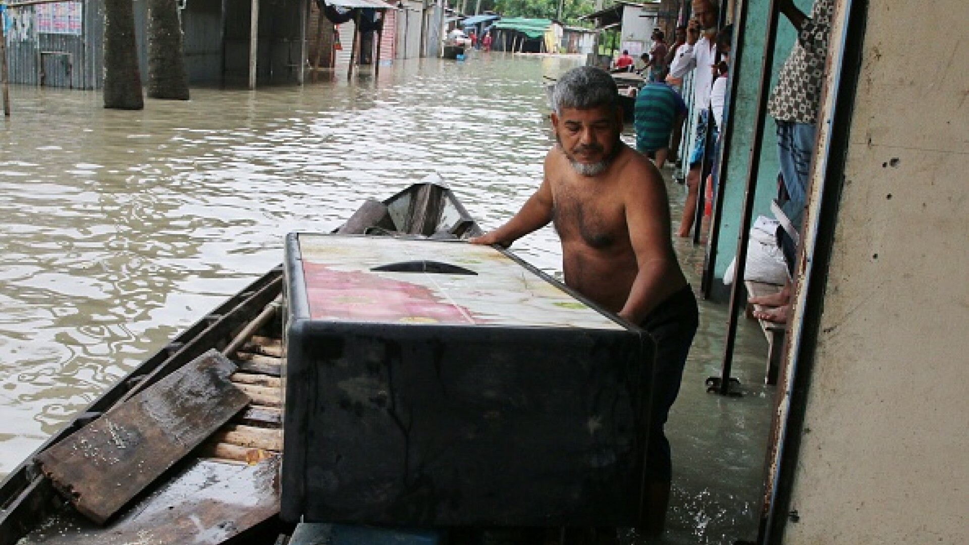 inundatii bangladesh
