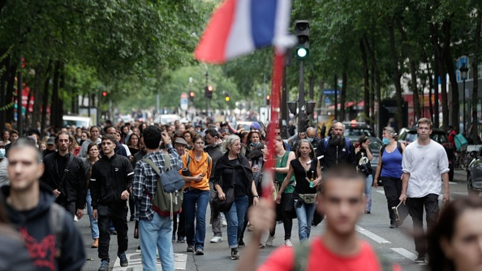 Proteste în Franţa, după ce Macron a anunțat restricții pentru persoanele fără certificat sanitar