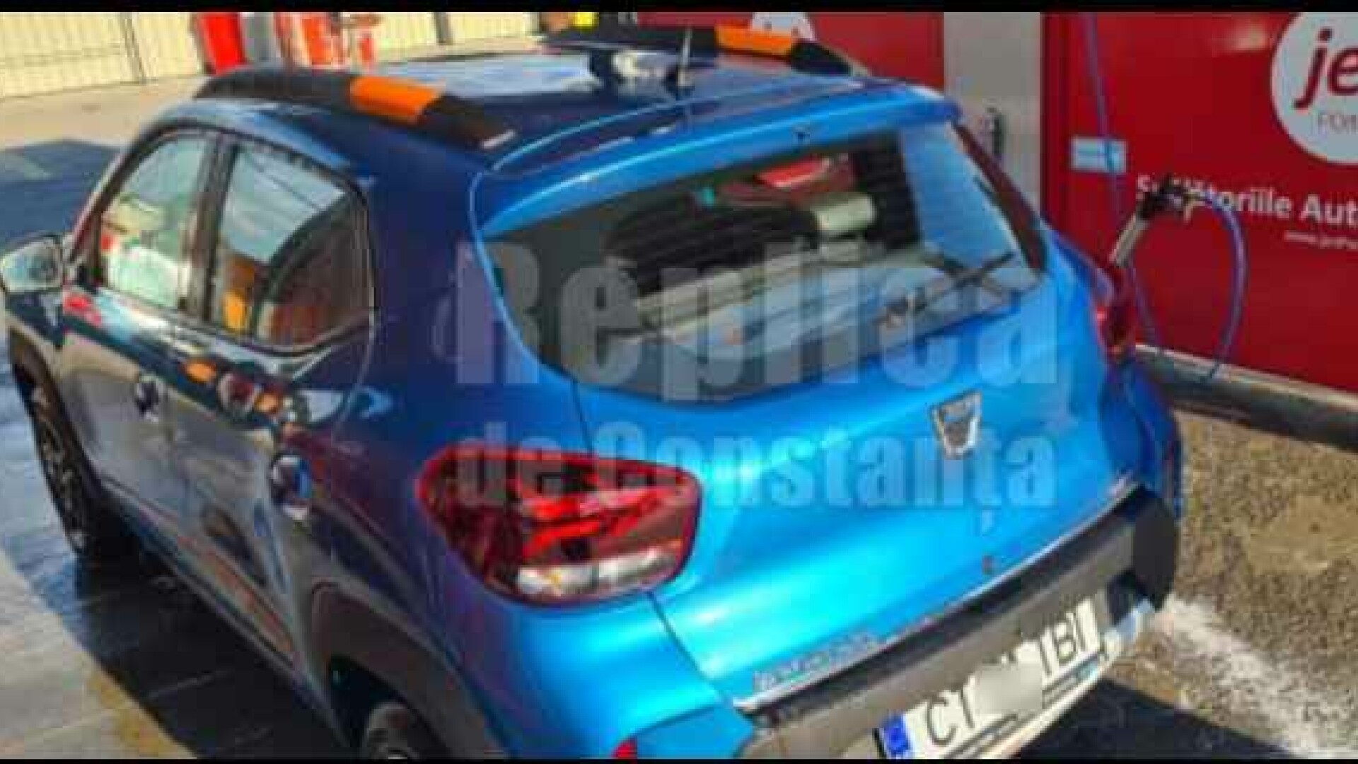 Probleme serioase reclamate de un șofer din Constanța la noua Dacia Spring. Răspunsul dealerului auto