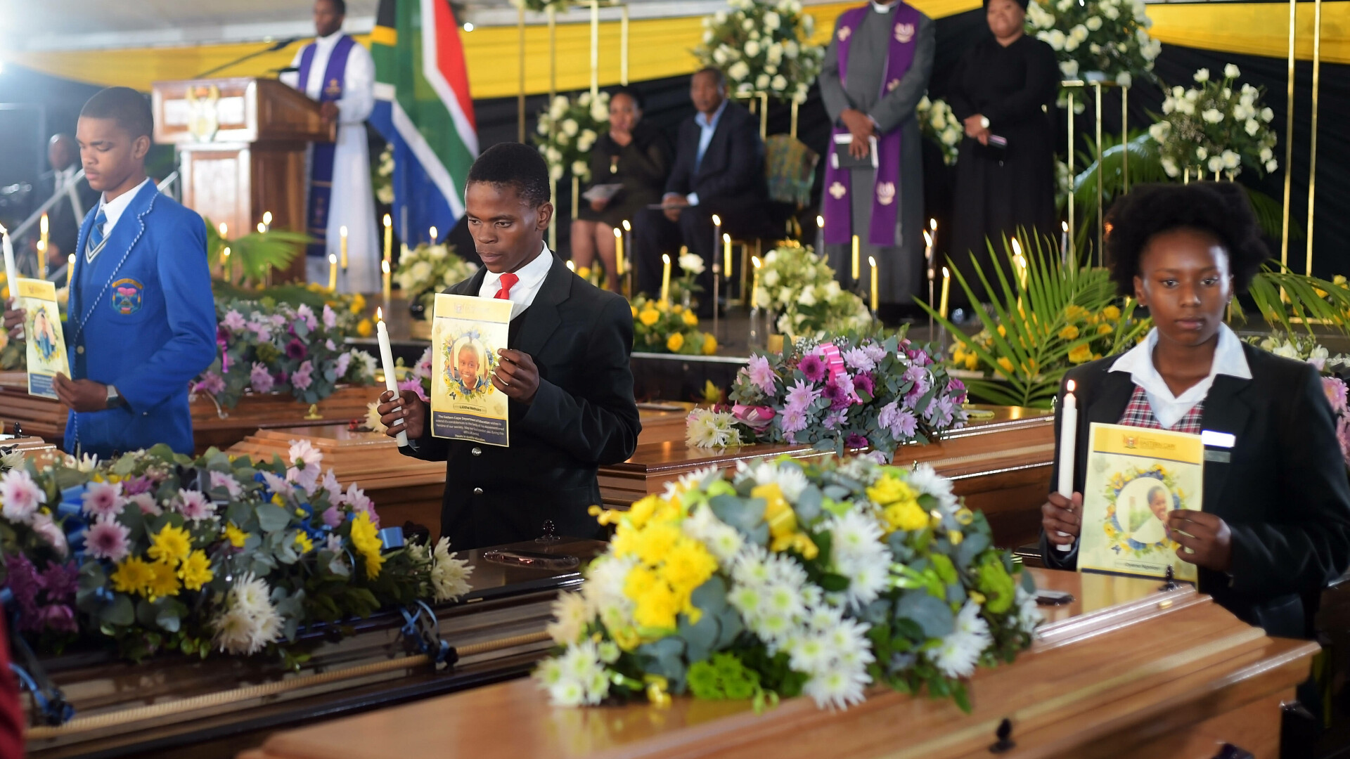 Tineri morti in Africa de Sud