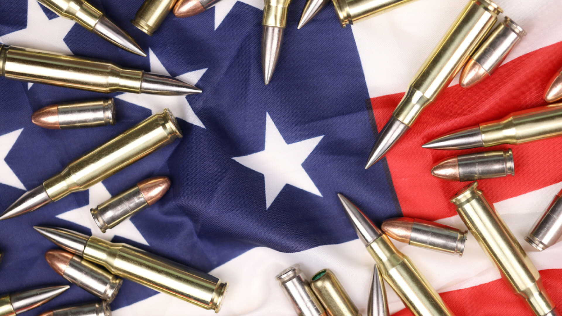 Vot în Congresul SUA pentru interzicerea armelor de asalt. Legea pare însă sortită eșecului în Senat