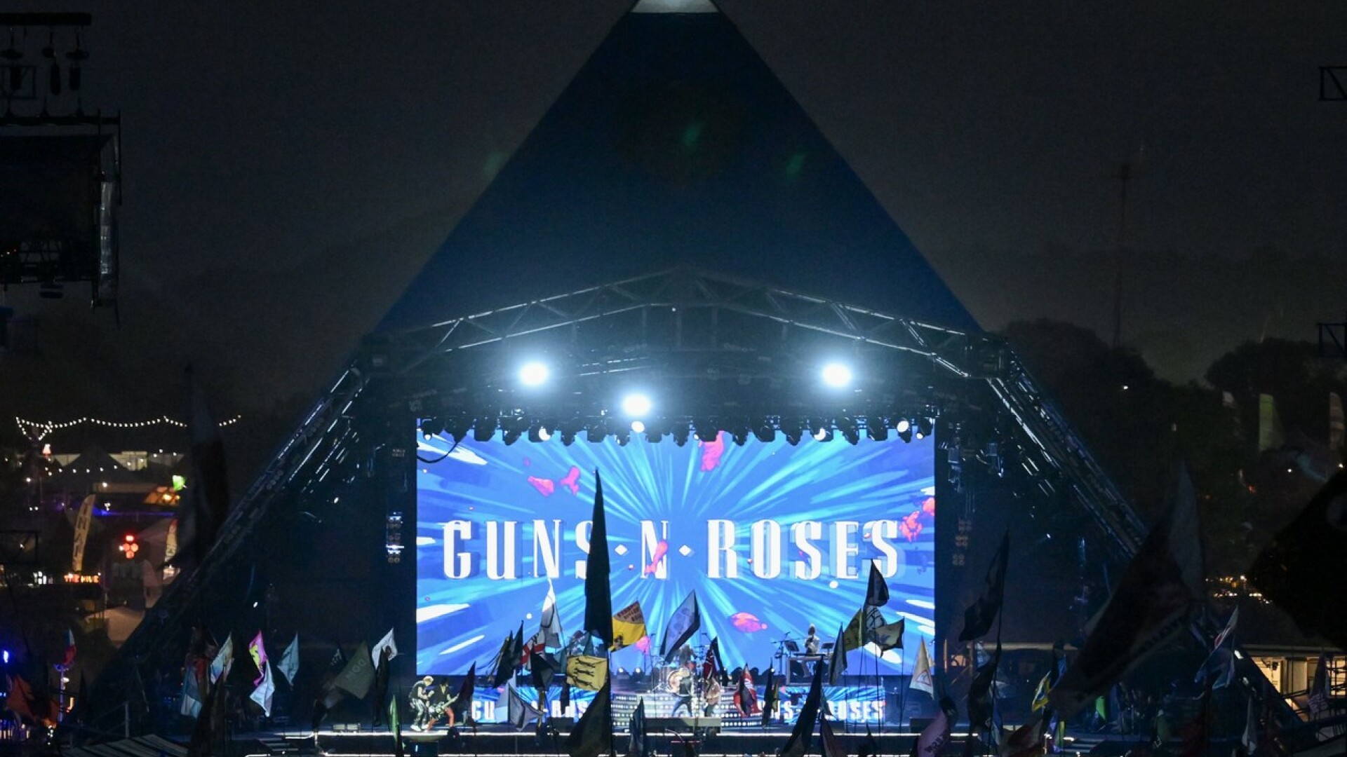 Concert GUNS N' ROSES la București