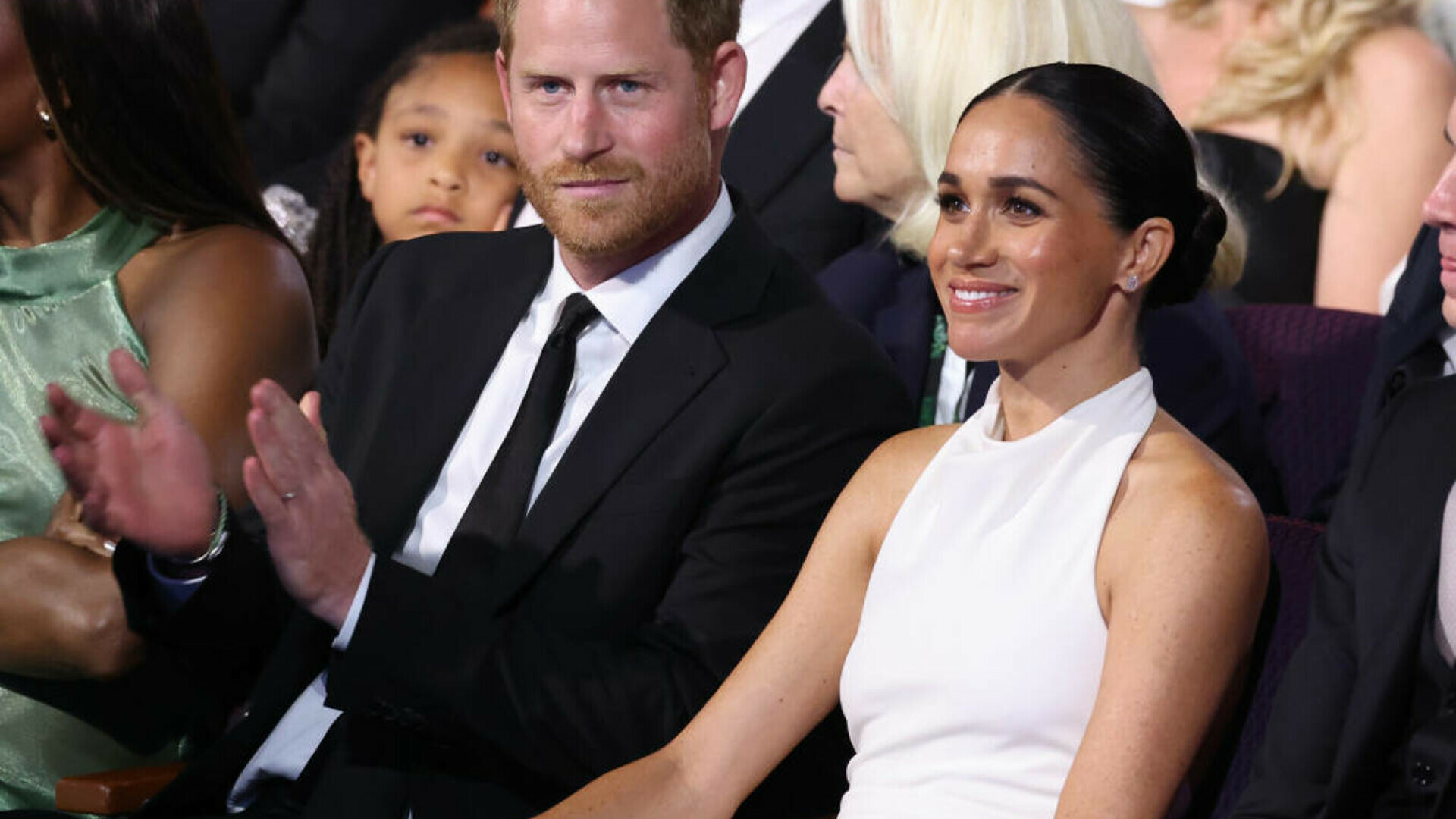 Meghan Markle și Prințul Harry, criticați pentru un clip filmat în sala de nașteri. „E stânjenitor”. VIDEO