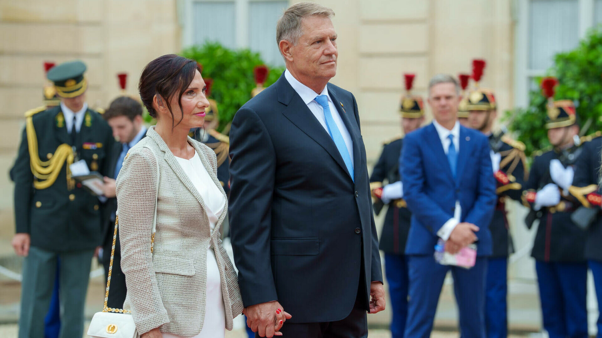 klaus iohannis si carmen