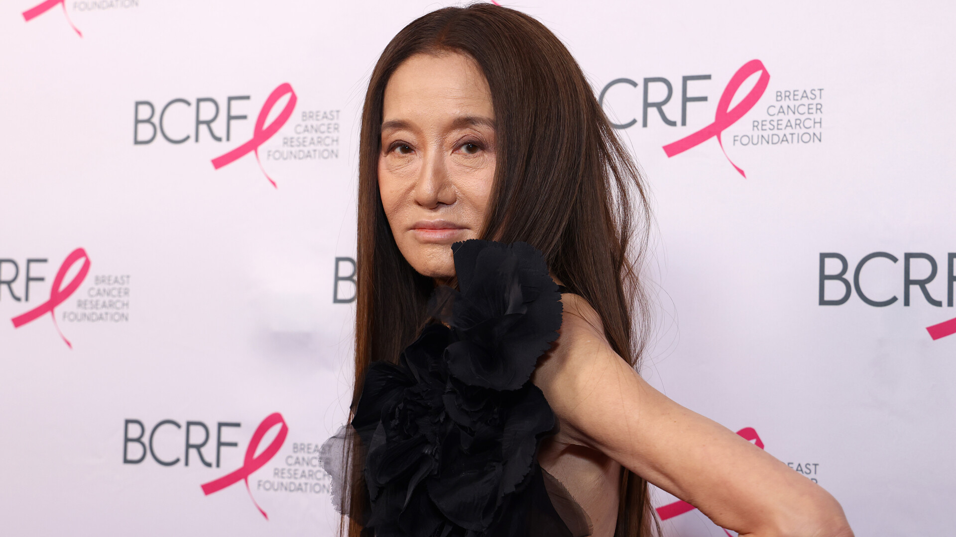 Vera Wang, apariție spectaculoasă de Crăciun. Ce ținută a purtat creatoarea de modă. FOTO