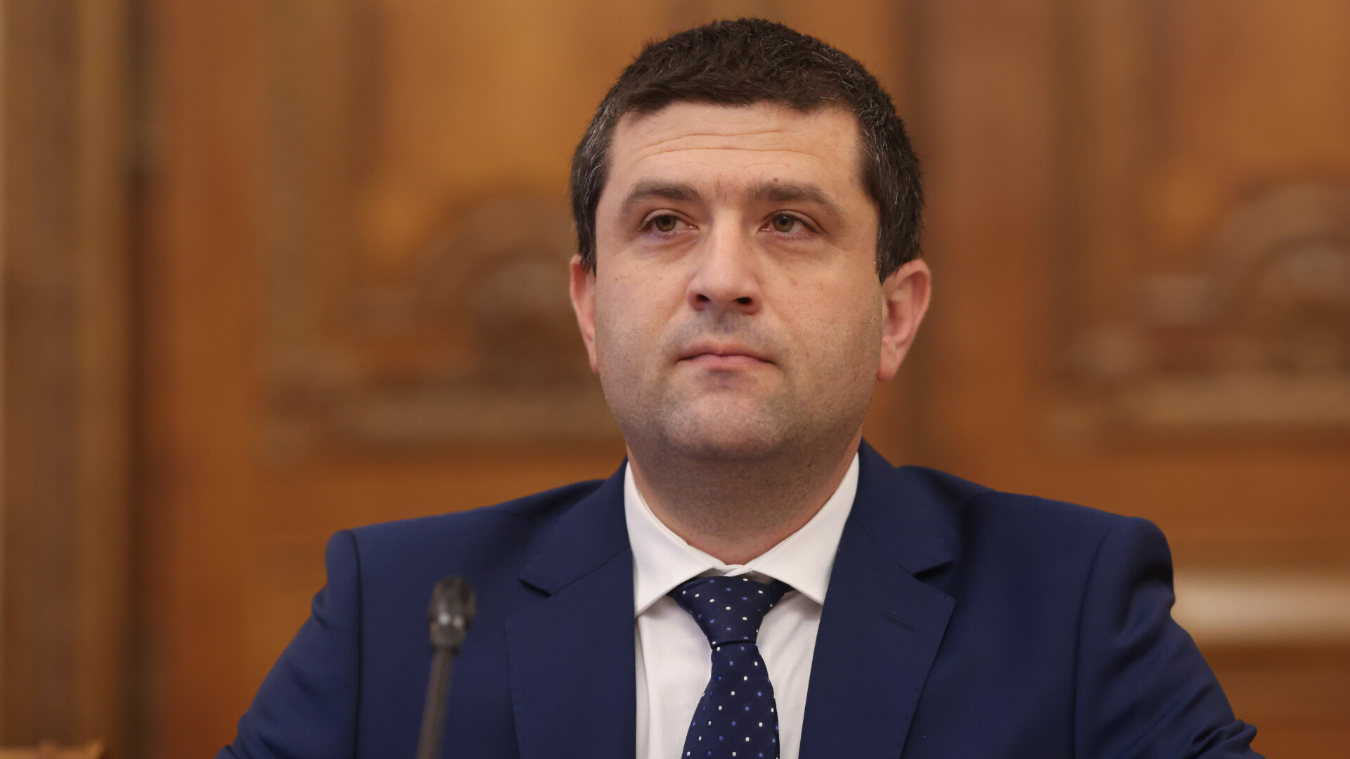 Ministrul Economiei: „Directorului Salrom i-a fost mărit salariul la 38.000 de lei, după izbucnirea crizei de la Praid”