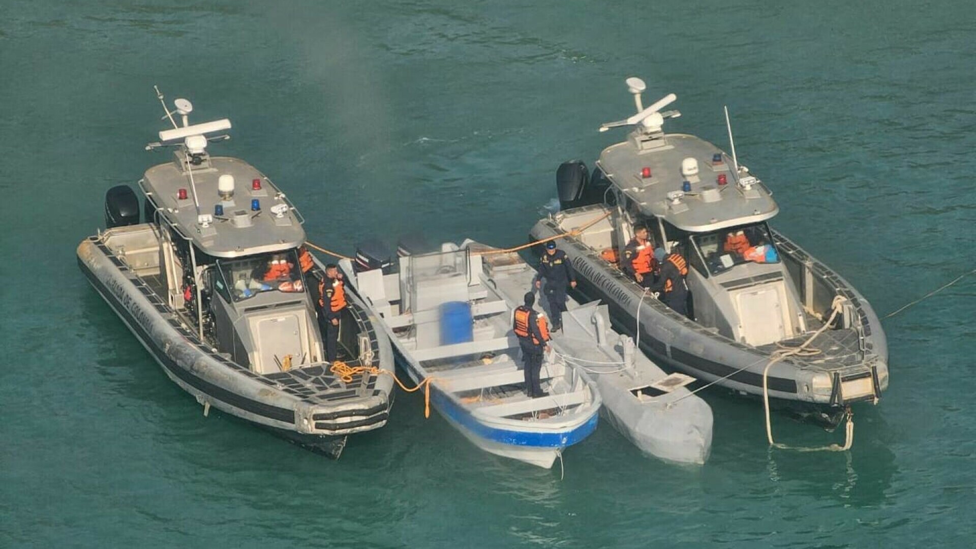 Columbia a capturat primul narco-submarin autonom, dotat cu Starlink. Cartelurile testează deja următorul nivel al traficului