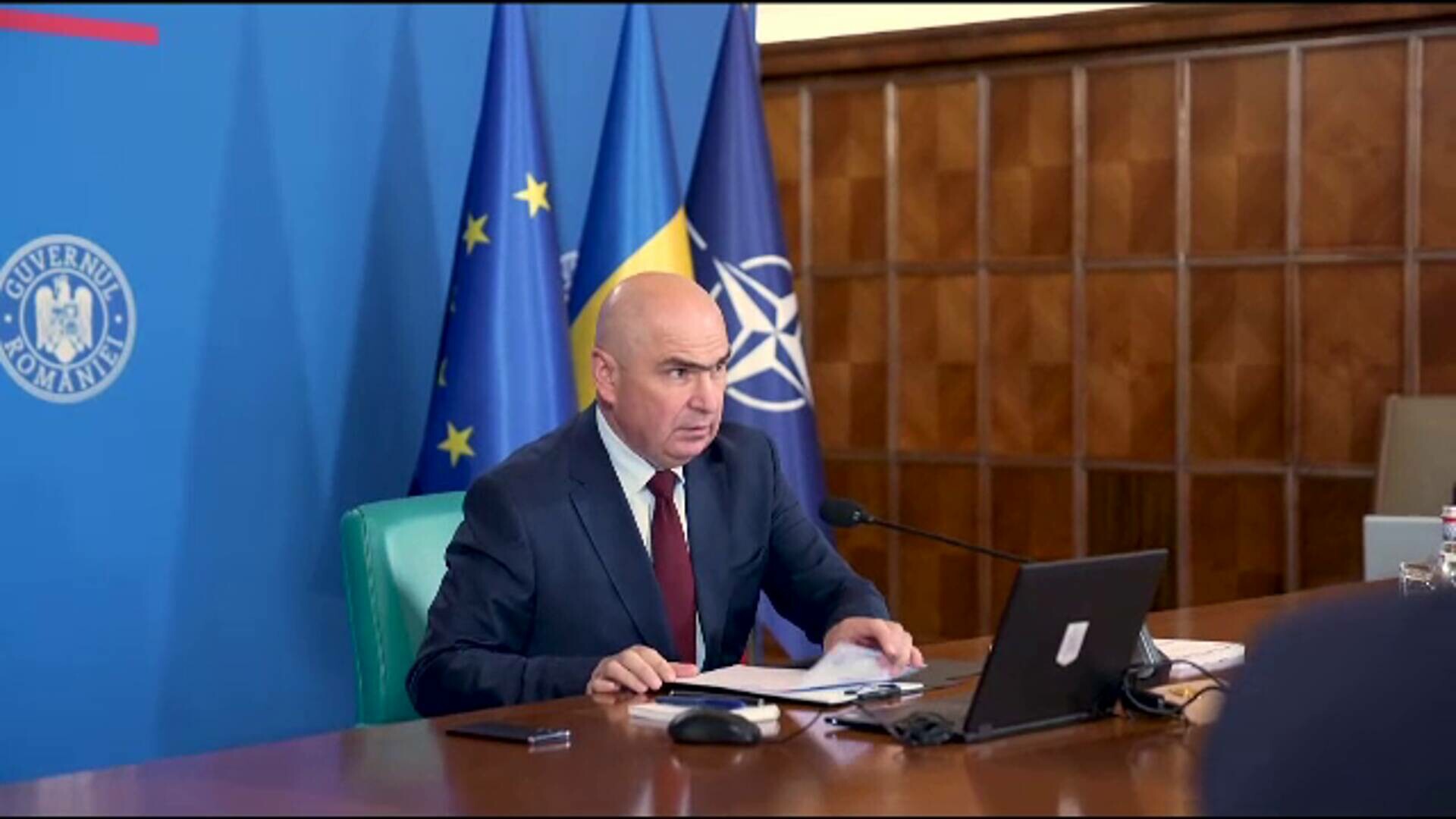 Avalanșă de scumpiri și ”pedepse dure” pentru angajații de la stat ”care își bat joc de țară”. Românii, invitați la guvernare