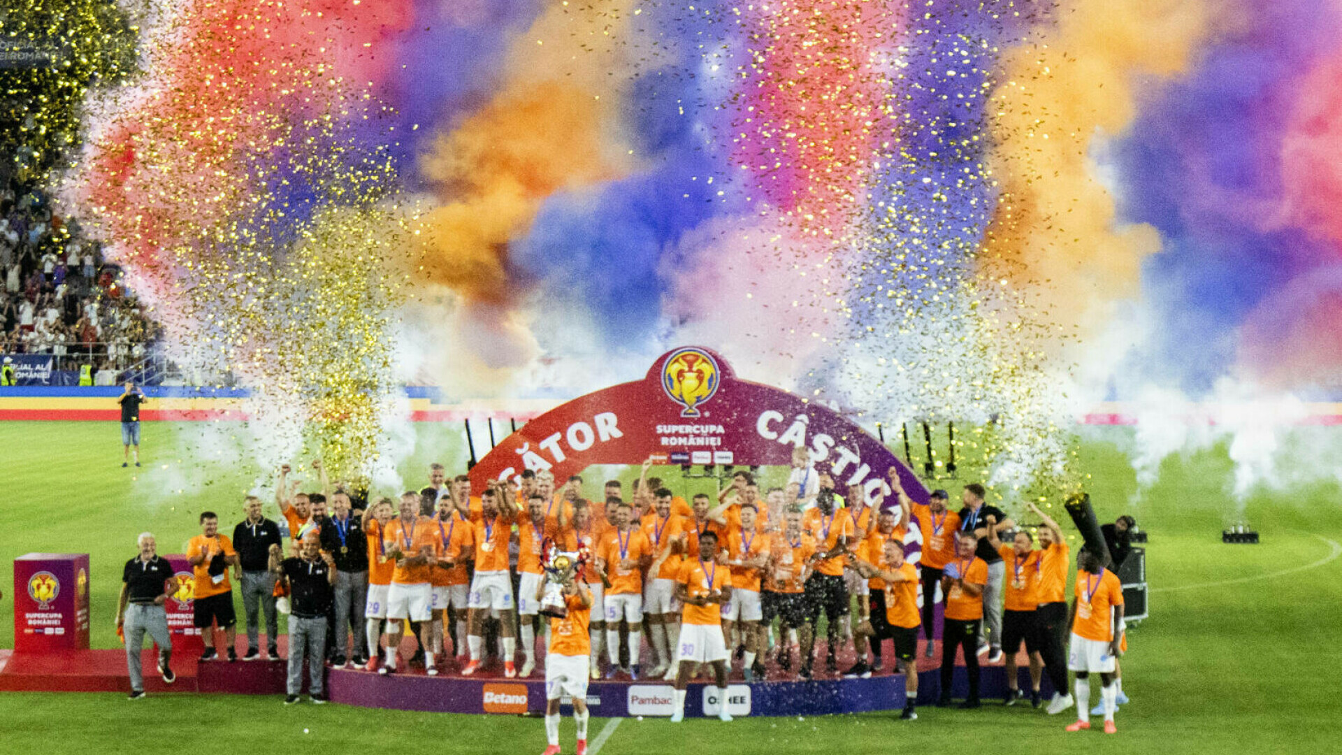 FCSB a câştigat Supercupa României, după 2-1 cu CFR Cluj