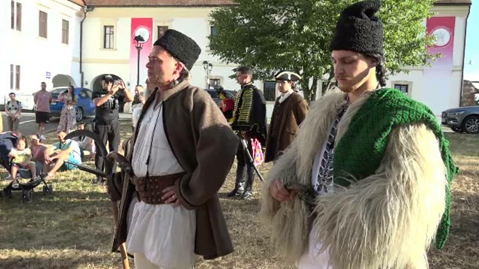 Horea, Cloșca și Crișan, readuși la viață în Cetatea Alba Carolina. Turiștii, martori la o filă a istoriei țării