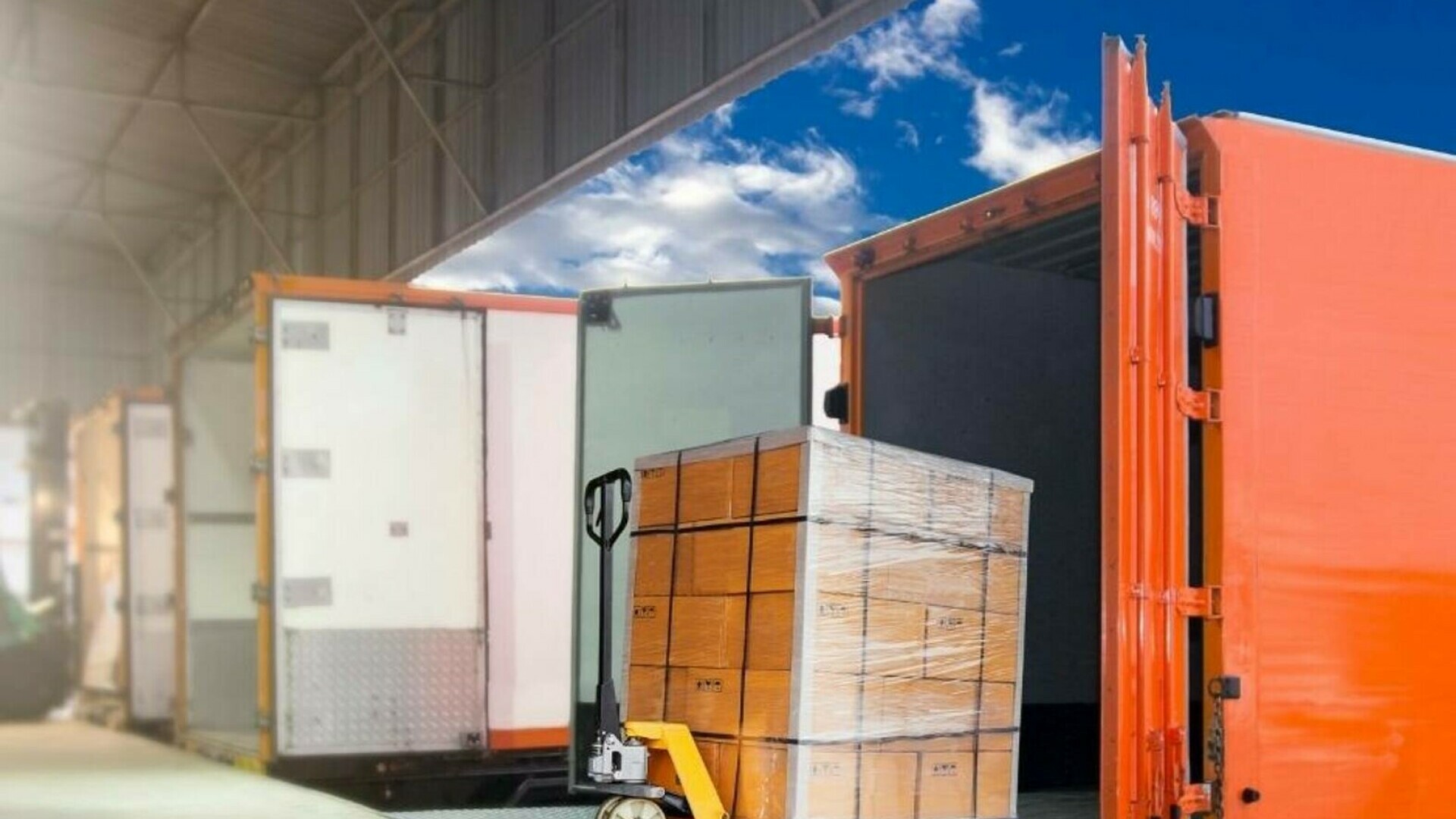 crystal-logistics-services.com