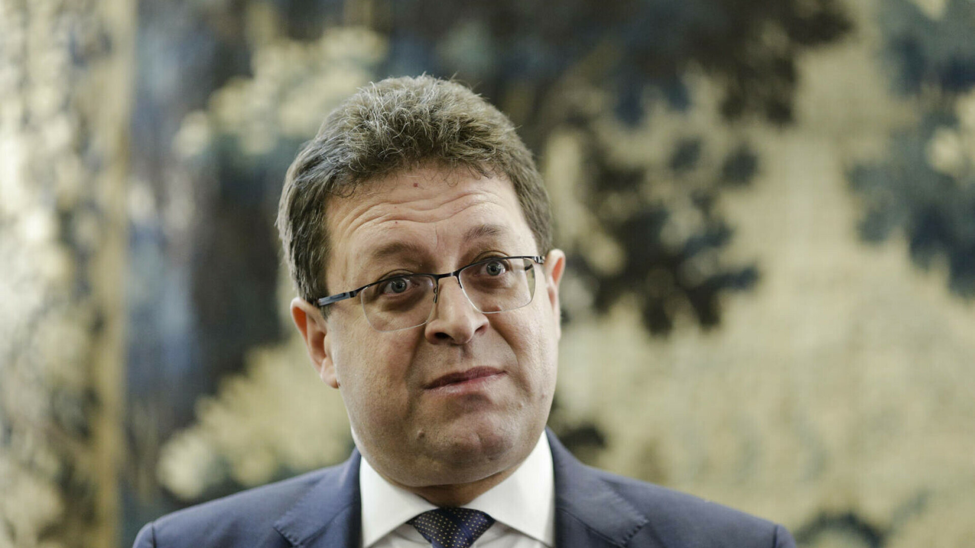 RA-APPS: Salariul directorului general este de 24.000 de lei. 4,5 milioane lei a fost rezultatul unei erori de redactare