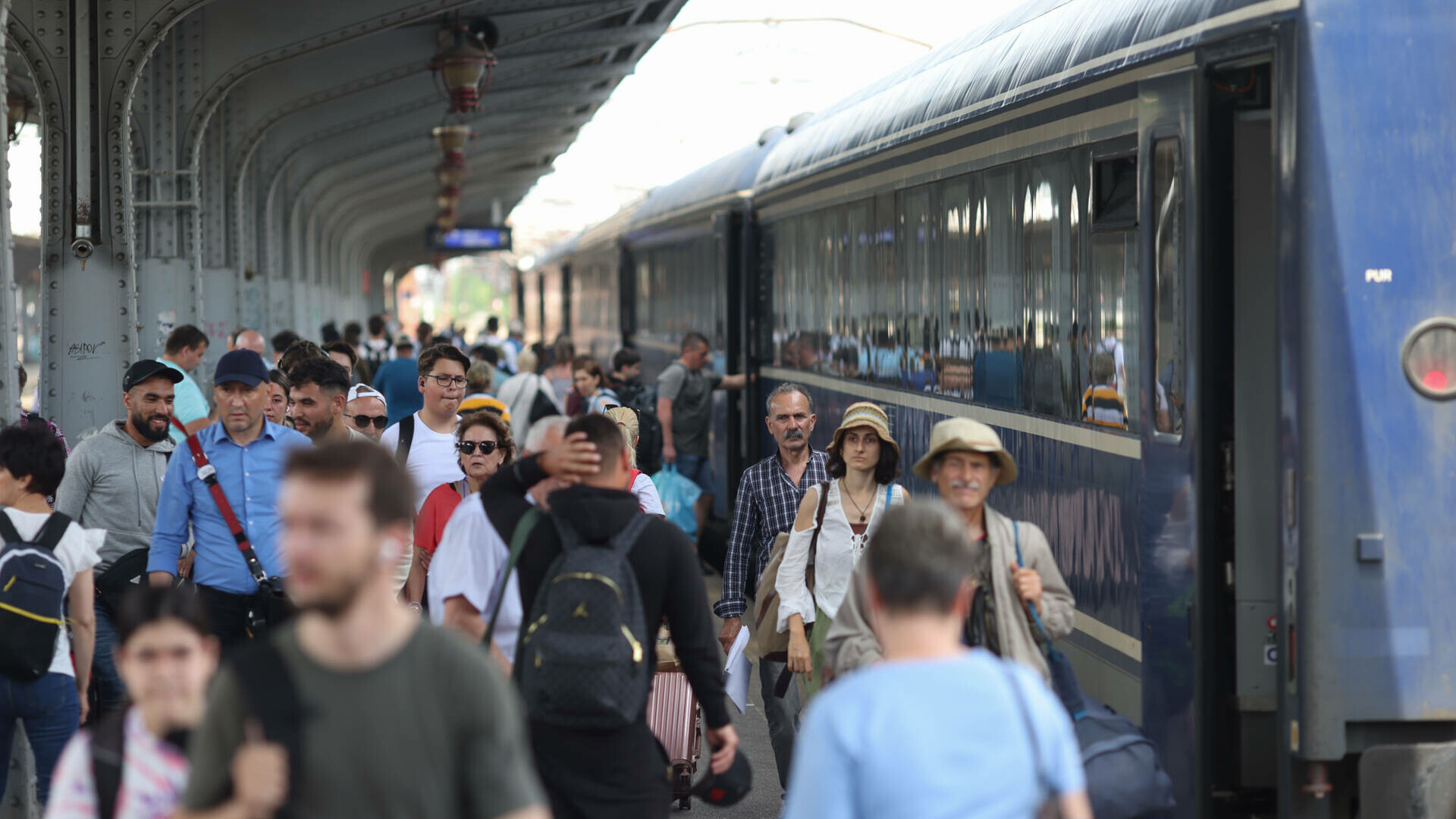 Reforma companiilor de stat ajunge și la căile ferate. Urmează restructurări și tăieri de costuri la CFR SA și CFR Călători