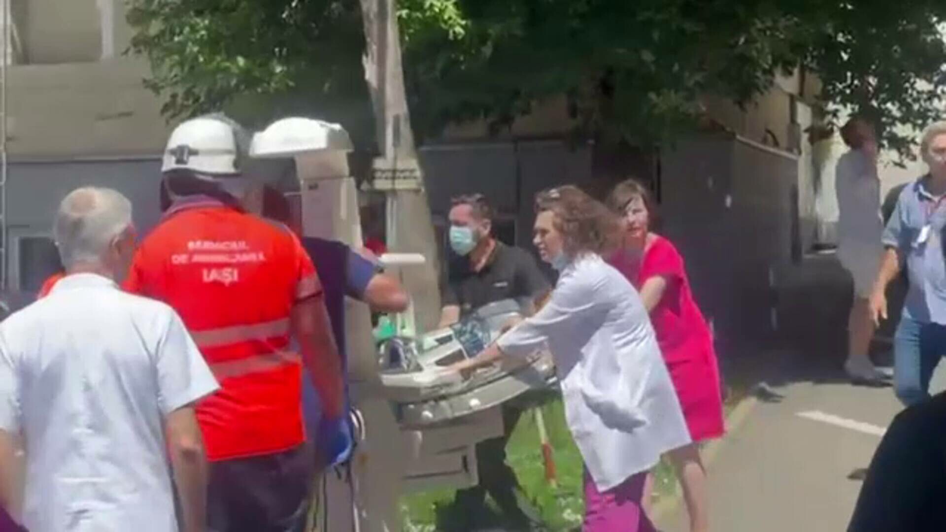 O femeie a născut în timp ce maternitatea Cuza Vodă din Iași era evacuată din cauza incendiului