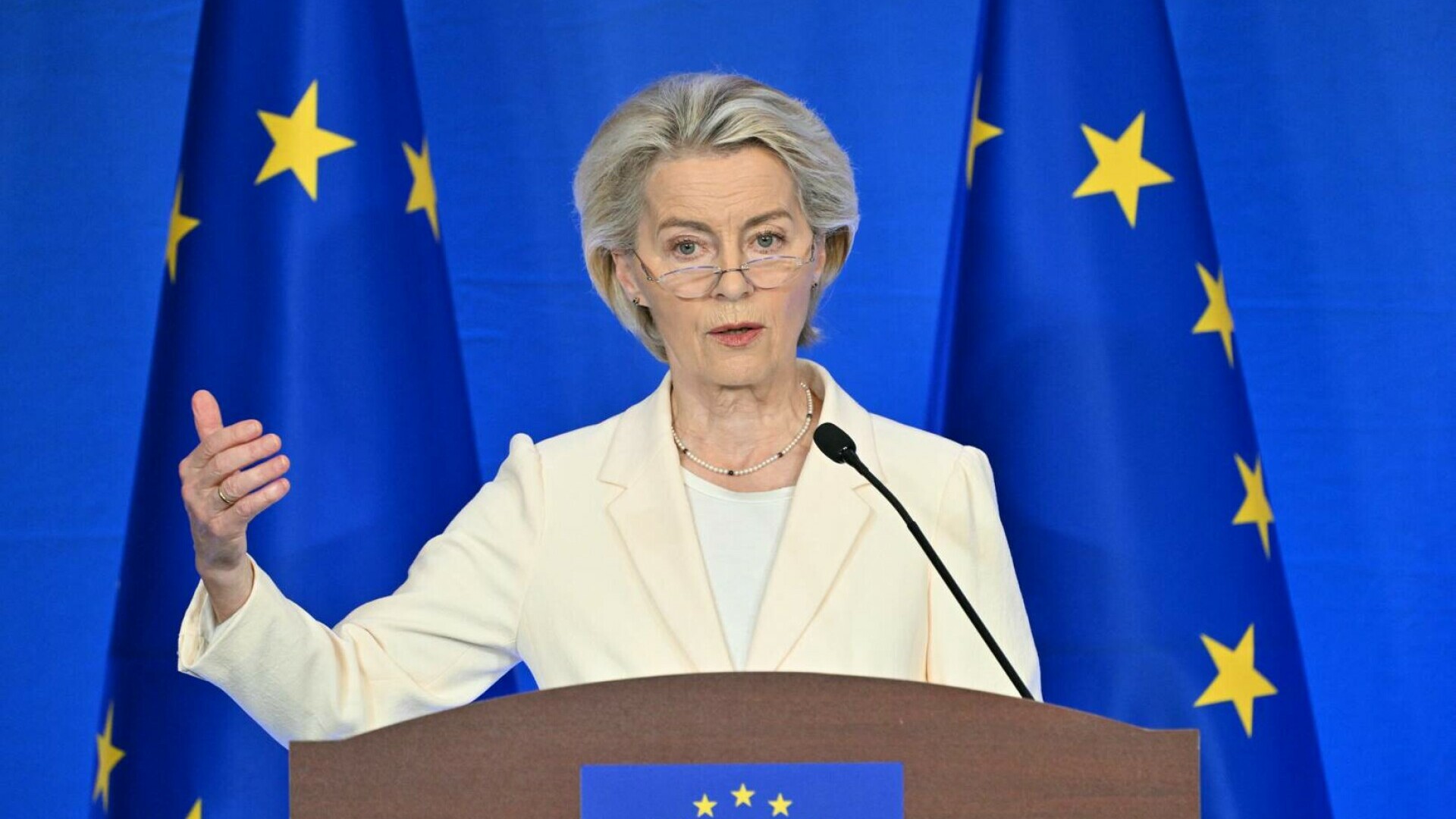 Comisia Europeană îi cere lui Zelenski să mențină independența instituțiilor anticorupție