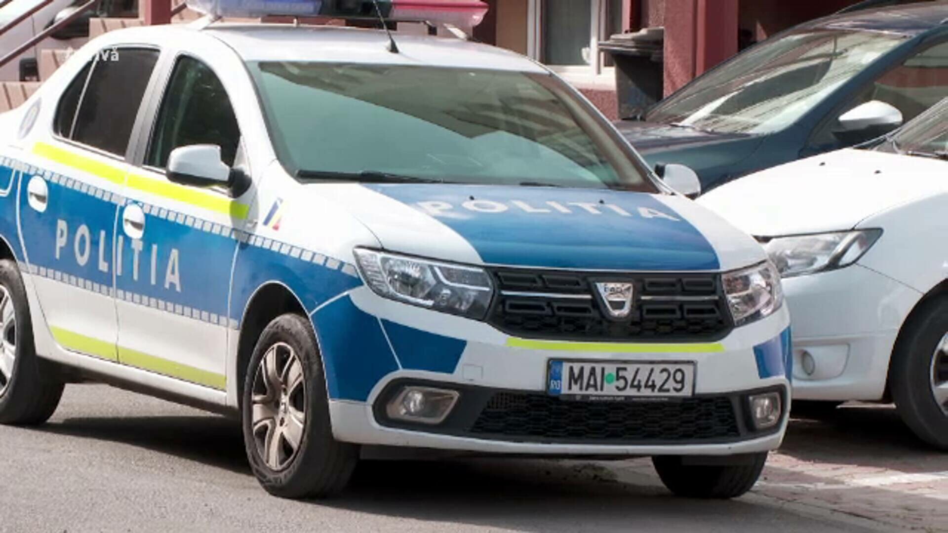 O mamă din Sălaj a fost arestată după ce și-a violat și agresat sexual cele două fiice minore