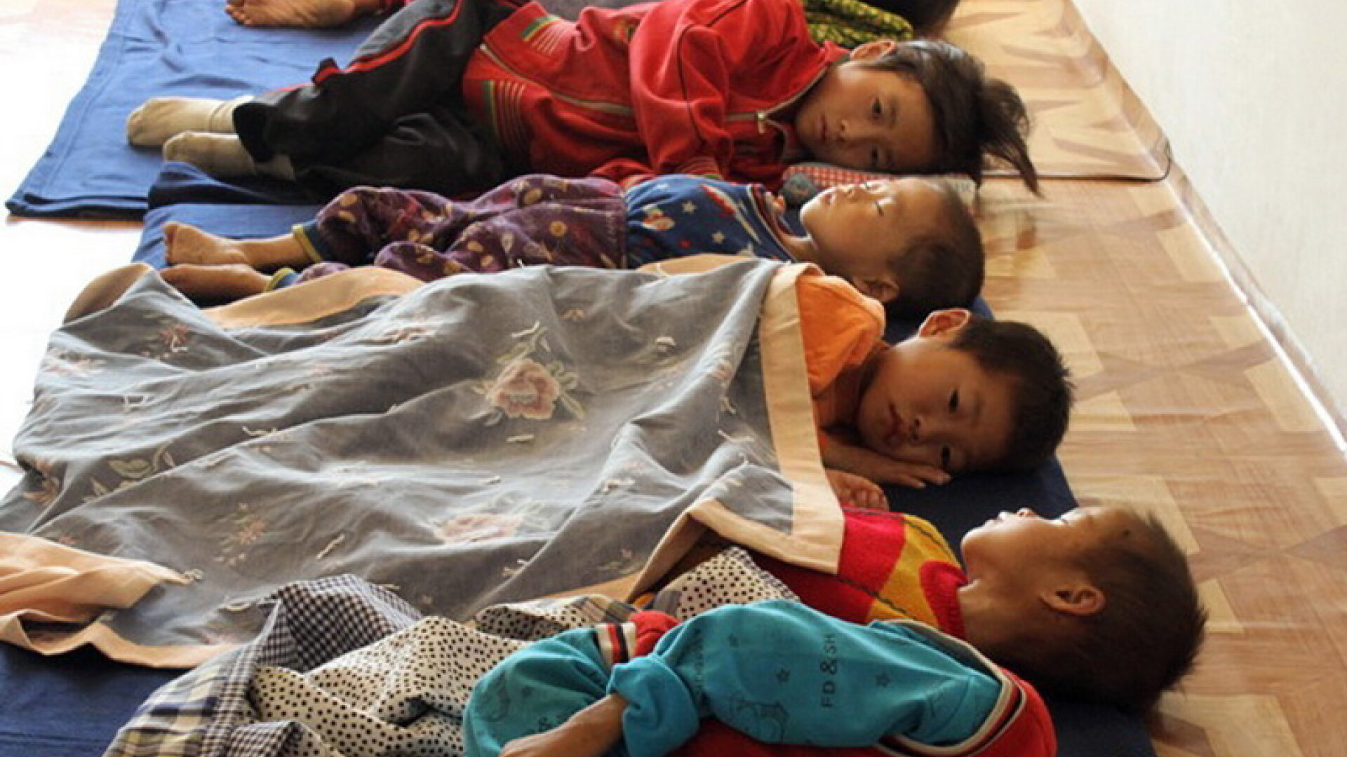 copii la spital, Coreea de Nord, foamete