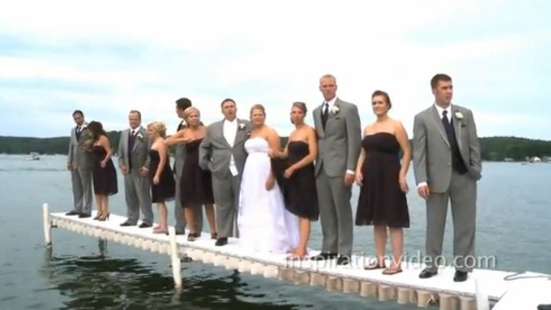 Nunta in lac