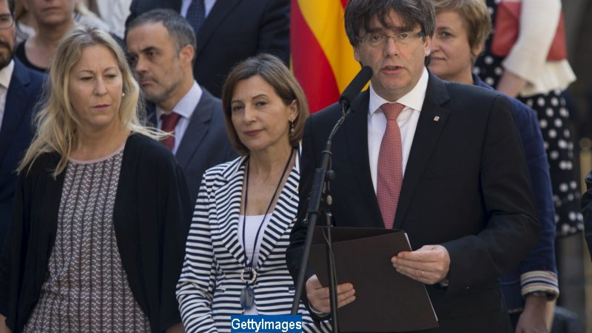 Presedintele catalan, Carles Puigdemont, anunta organizarea referendumului