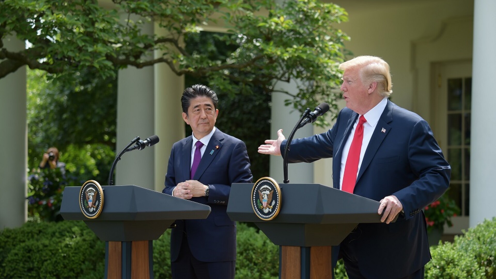 Donald Trump si Shinzo Abe