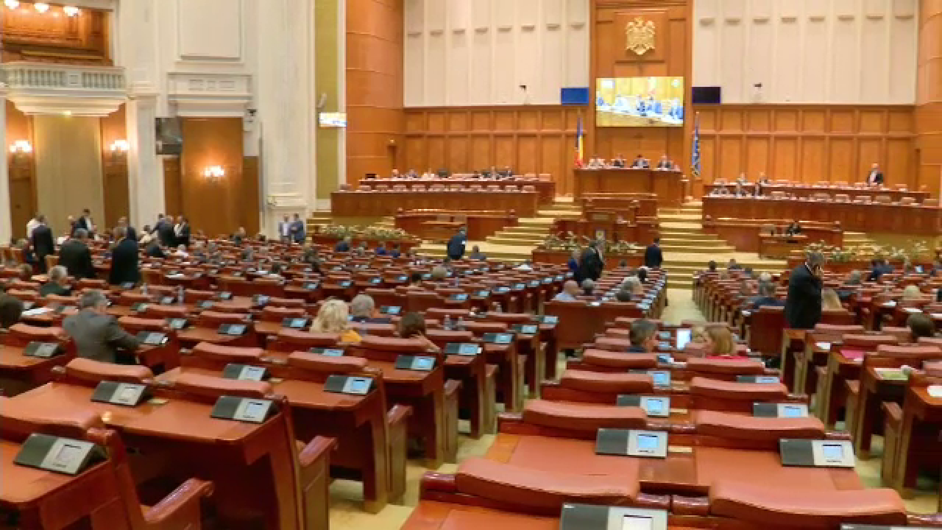 Motiune citita in Parlament