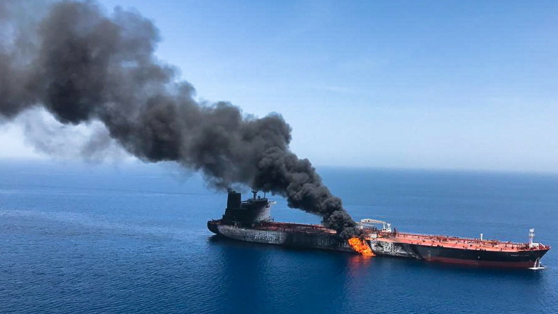 Două petroliere, lovite în urma unui atac ”suspect” produs în Golful Oman - 3