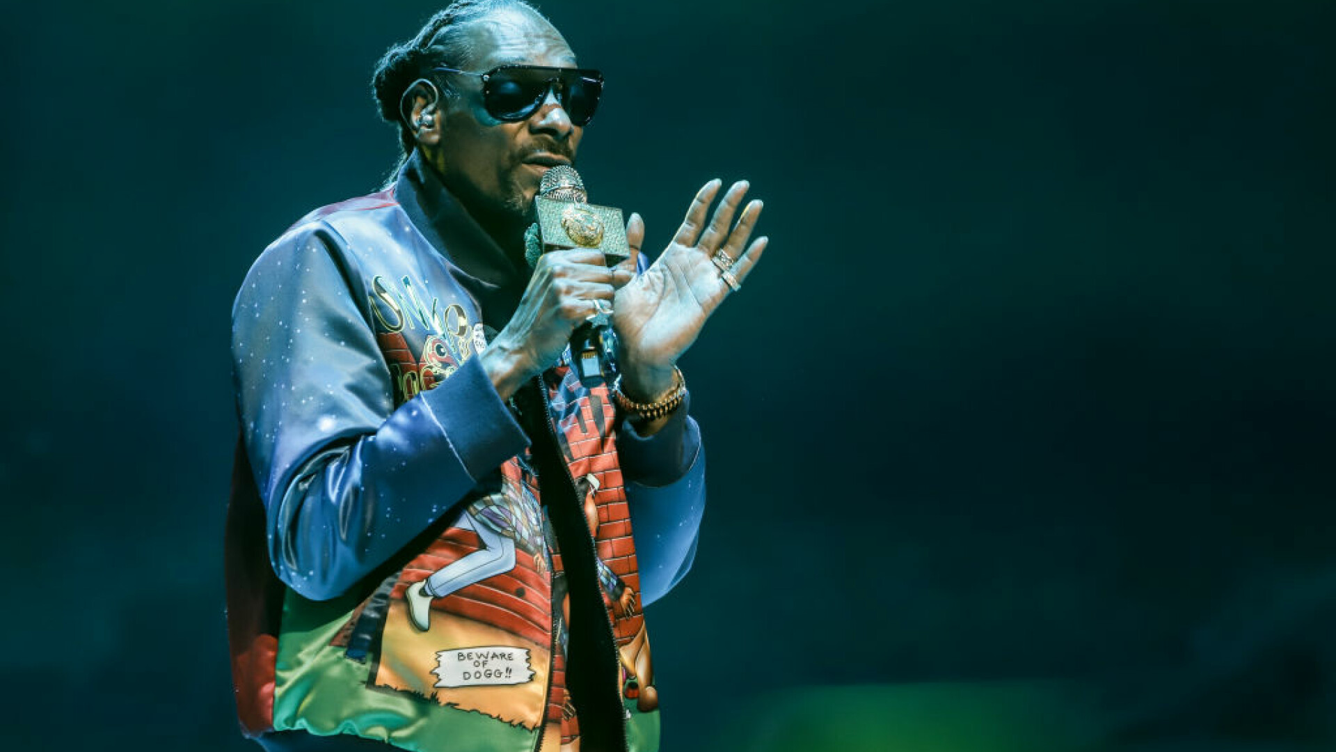 Snoop Dogg va vota pentru prima dată la alegerile din toamnă. ”Mi-am spălat creierul de unul singur”