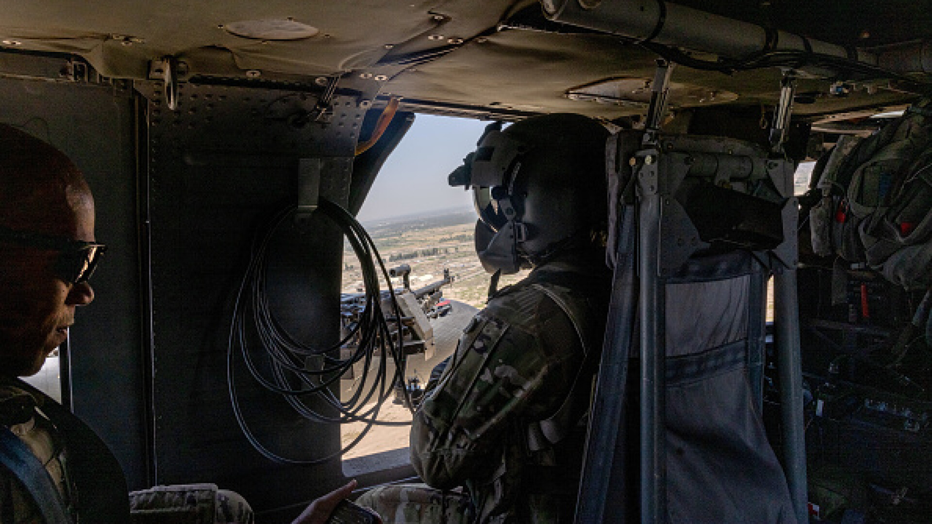 Elicopter militar Black Hawk, prăbușit în Filipine. Șase persoane au murit