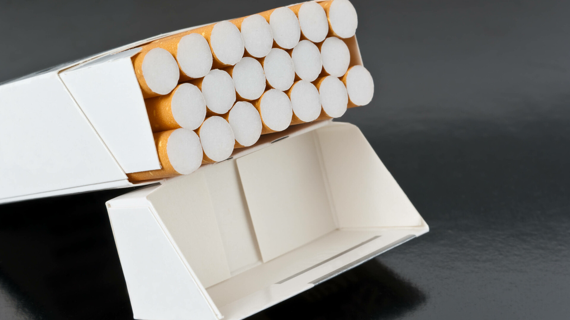 SUA vor să reducă drastic conţinutul de nicotină din ţigări