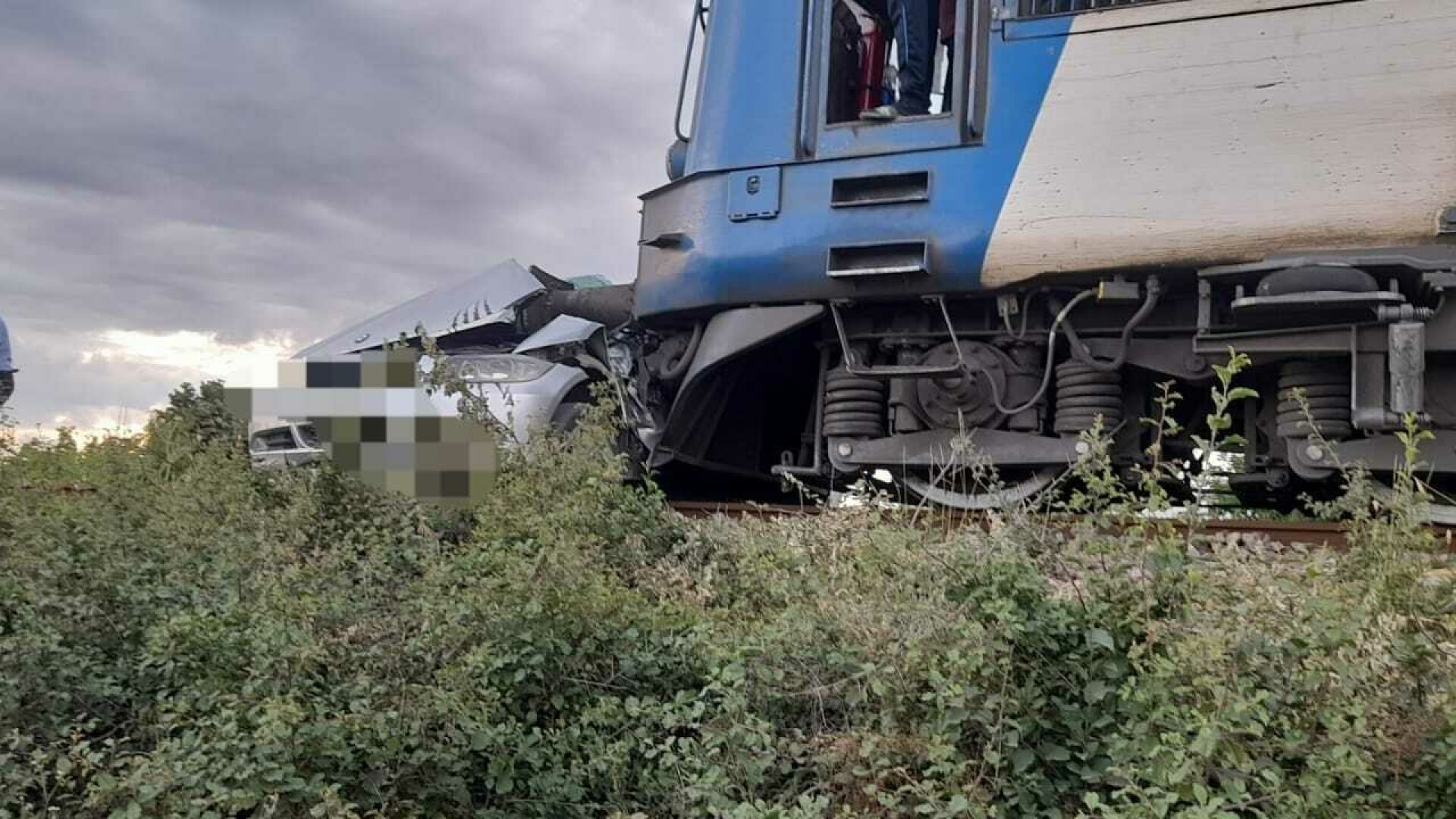 accident tren - 2