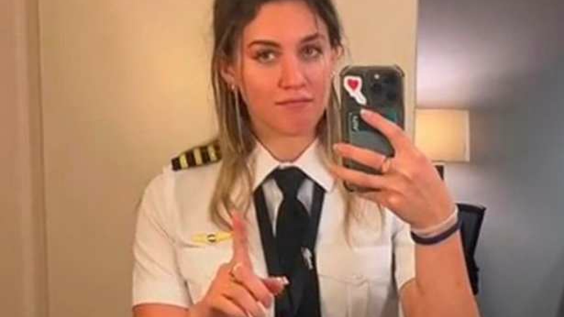 O femeie pilot a dezvăluit farsa făcută echipajului care înseamnă cinci ani de închisoare. „Am pățit-o de trei ori”