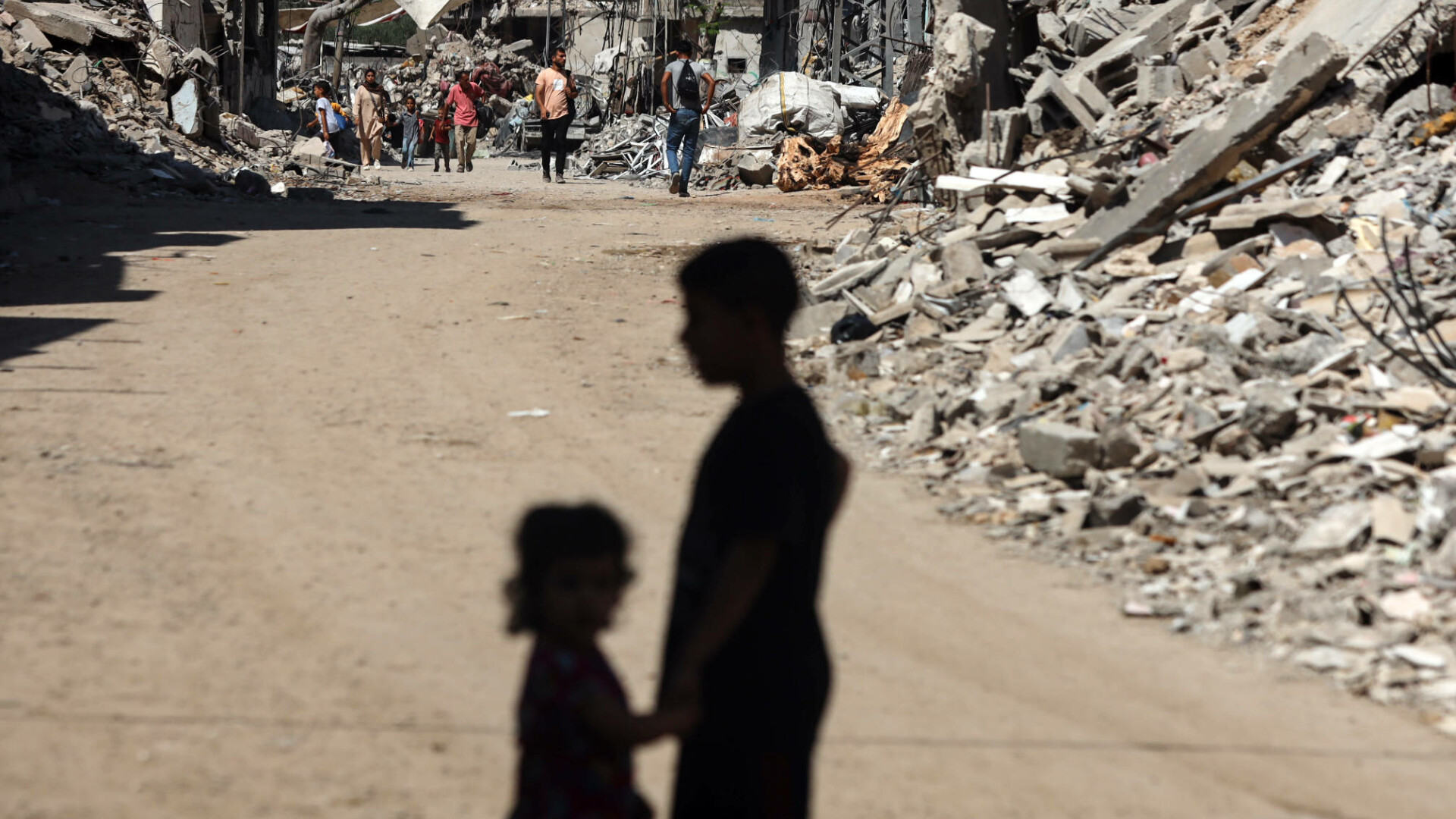 Cum îi tratează egiptenii pe refugiații din Gaza: „uneori nu ne lasă să plătim