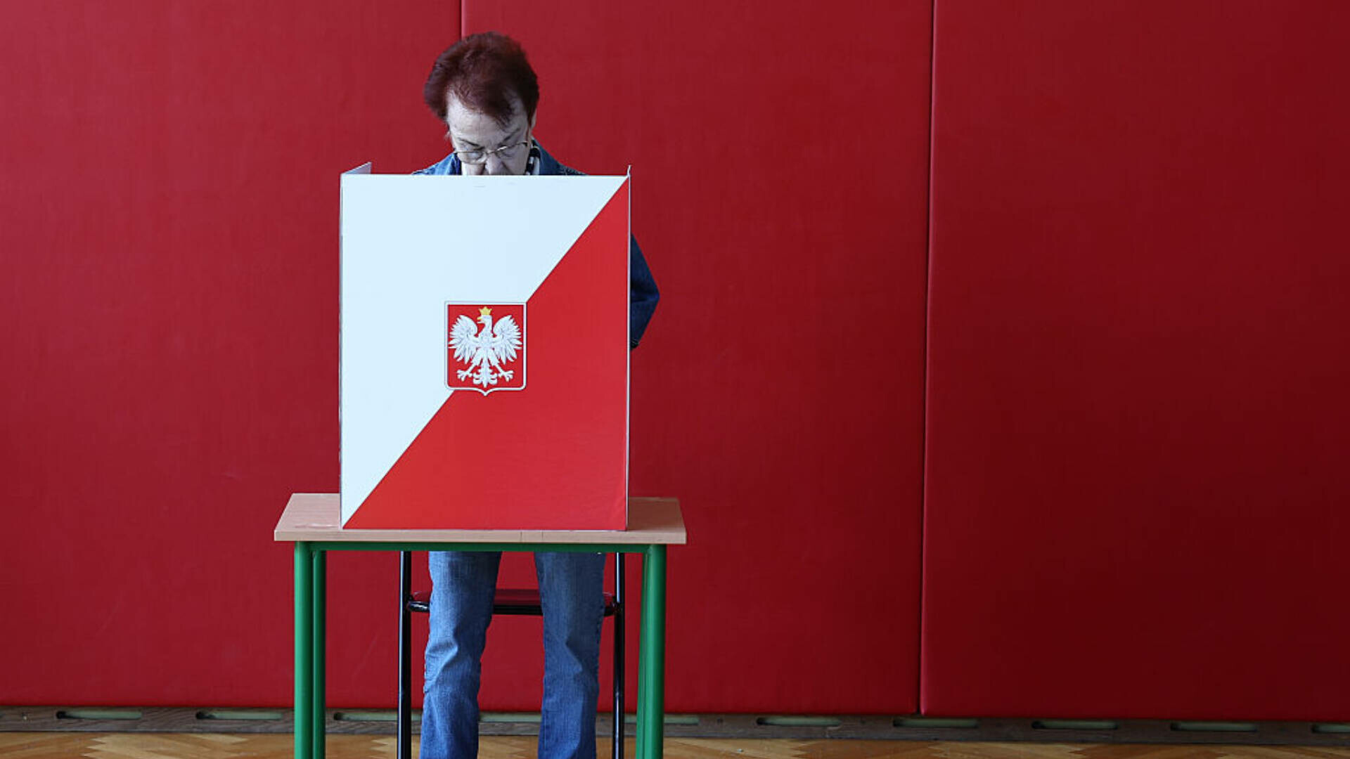 Record stabilit în Polonia în privinţa participării la vot. Mobilizarea polonezilor în turul II a depășit așteptările
