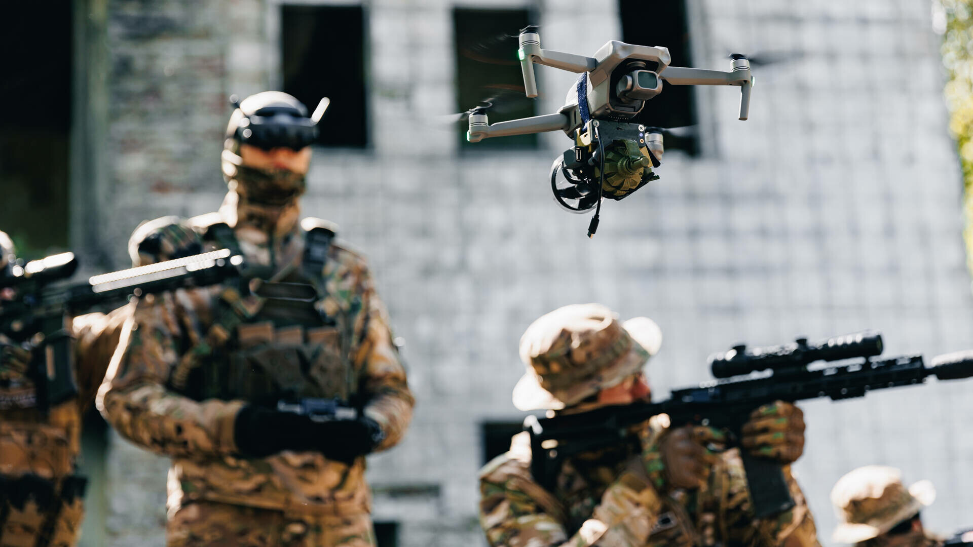 Dronele au schimbat fața războiului din Ucraina. Kievul vrea să producă 2,5 milioane de aparate doar în acest an