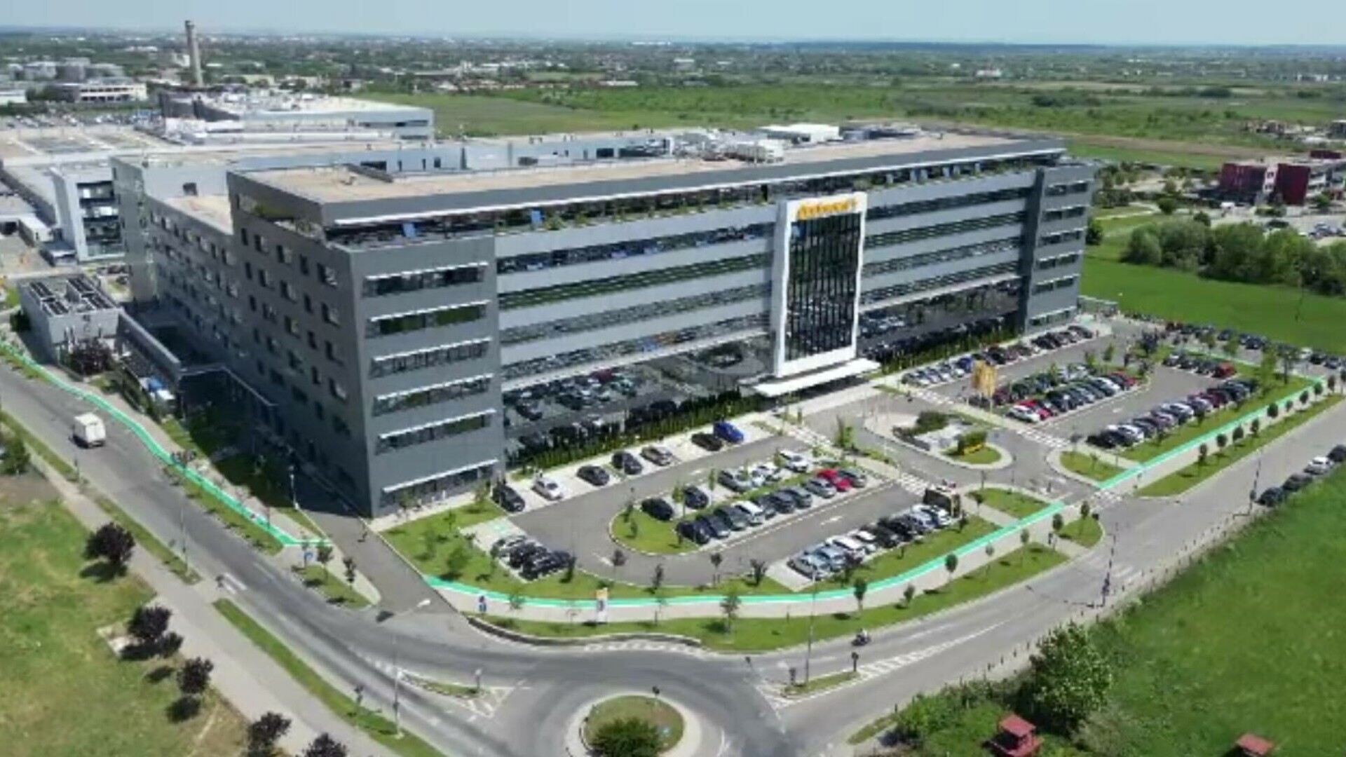 Unul dintre cei mai mari angajatori din România va face disponibilizări în masă. Vor fi tăieri și la alte companii