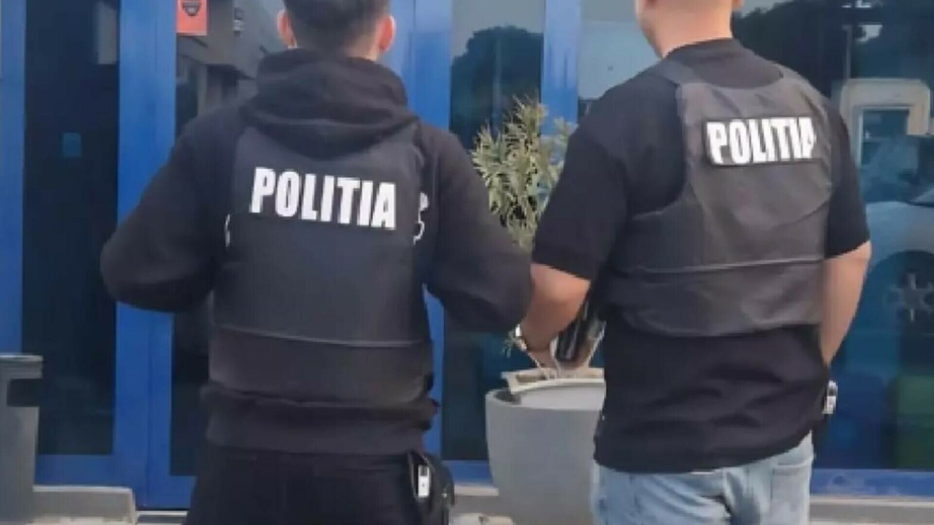 O primărie din Hunedoara a plătit unei firme 90.000 de lei, fără să verifice dacă lucrările la un pod au fost realizate