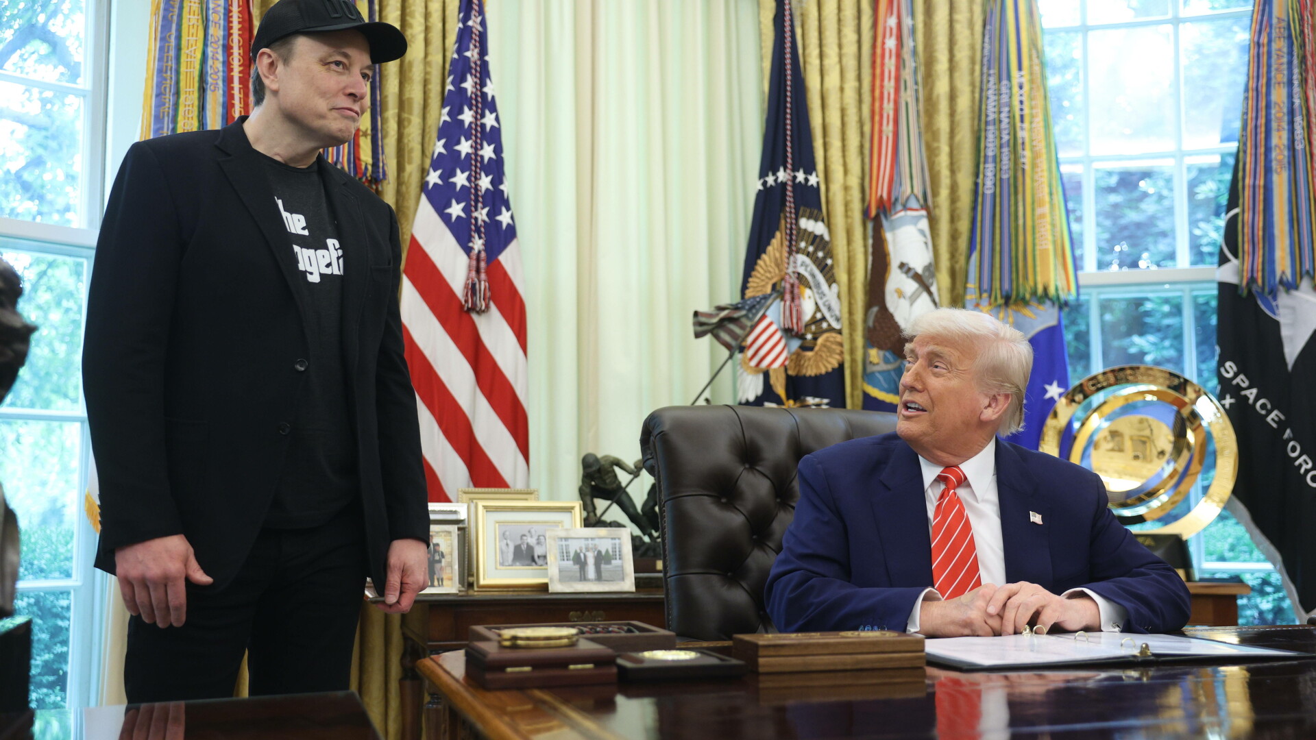 Trump, „foarte dezamăgit” de Elon Musk după criticile la legea bugetului. Musk: „Fără mine, ar fi pierdut alegerile”