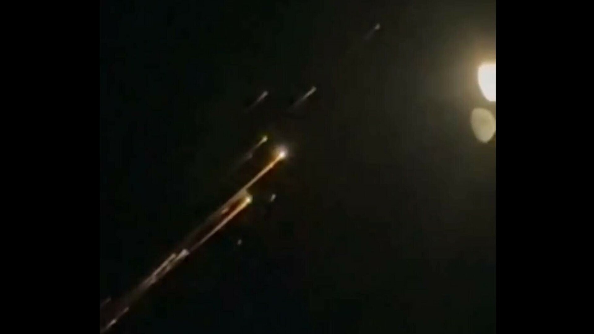 Bloggerii militari ruşi s-au speriat de o nouă catastrofă: Dezintegarea unei rachete Oreşnik | VIDEO