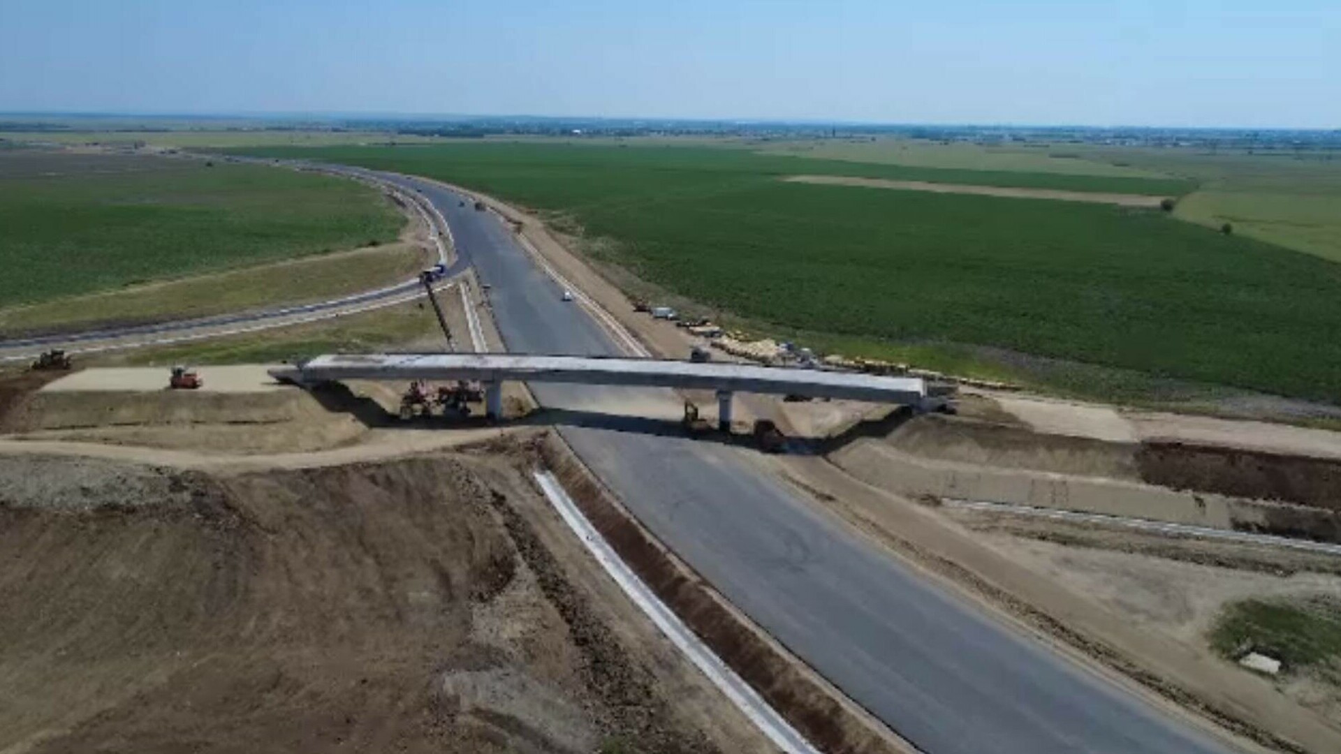 Proiectul de modernizare a drumului care va conecta Timișoara de Arad și de autostrada A1 se aproprie de final