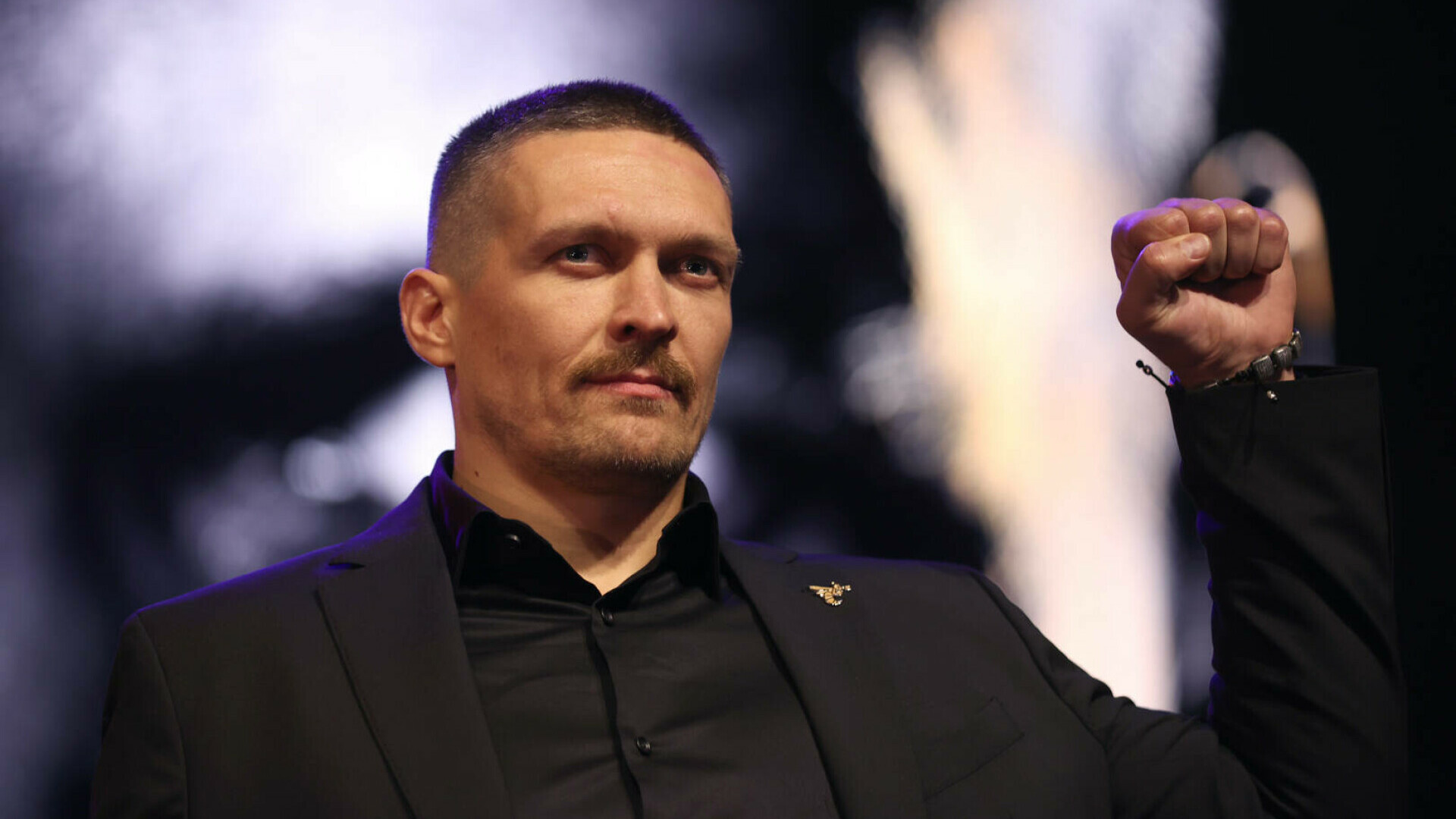 Oleksandr Usîk, campion mondial la box, îl provoacă pe Trump să stea o săptămână în casa sa din Ucraina: „Să vadă”