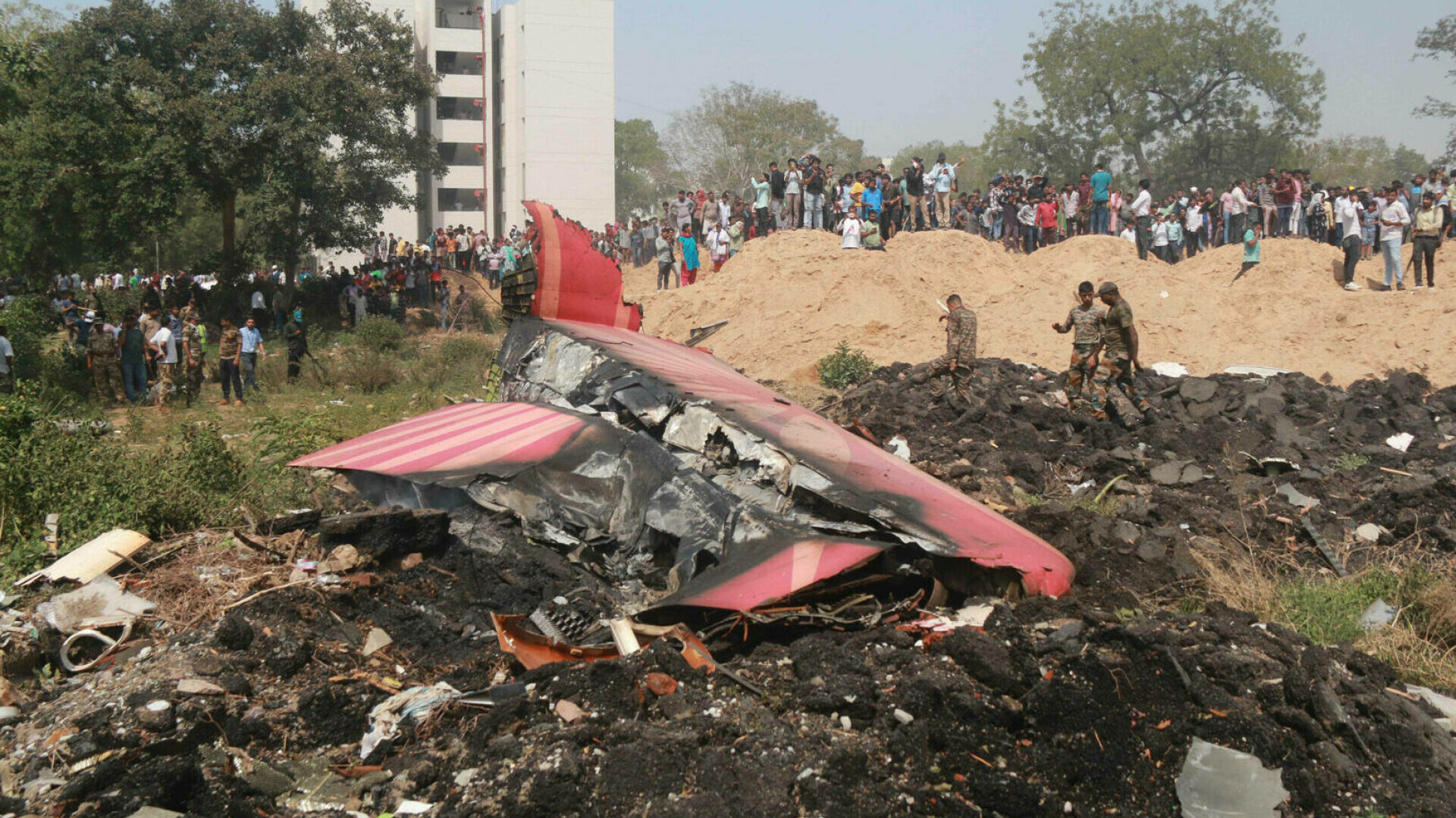 Ce a auzit singurul supraviețuitor înainte de prăbușirea avionului Air India. Bilanțul se apropie de 300 de morți