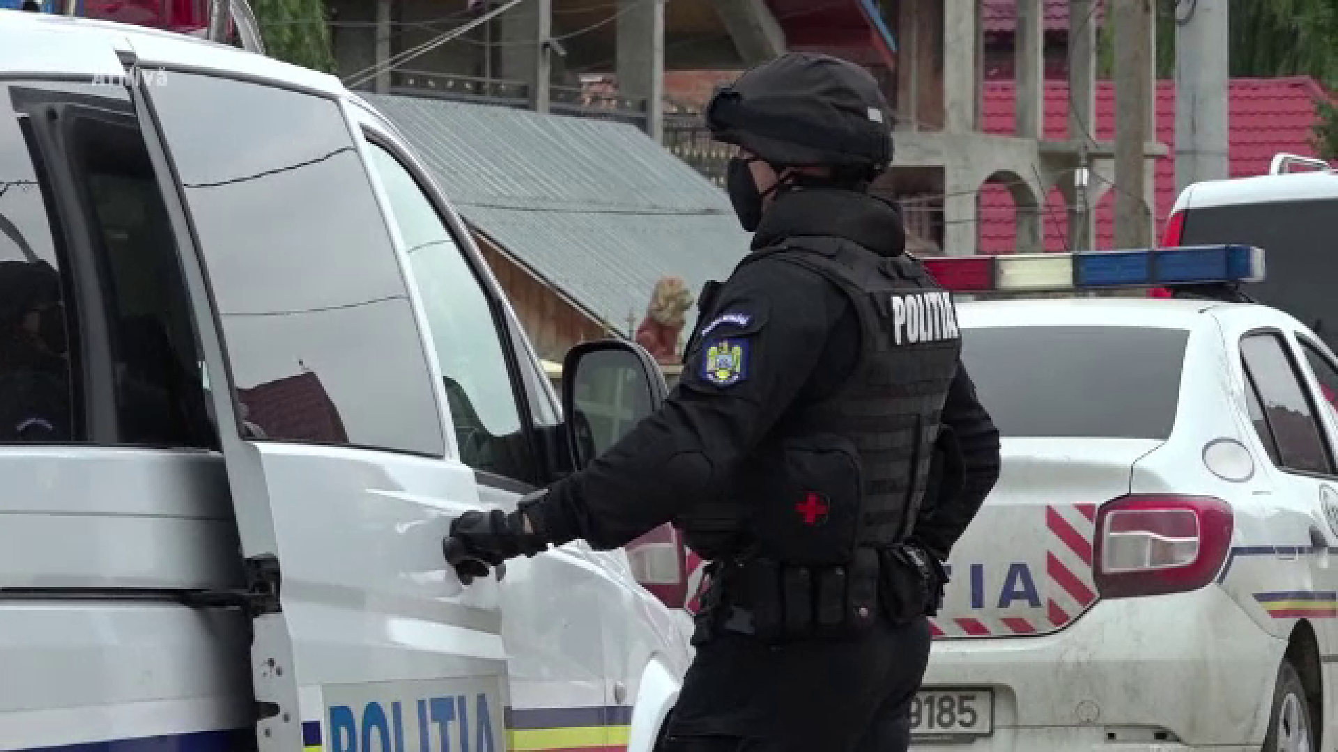 Prejudiciul uriaș adus de doi notari publici pentru neplata contribuțiilor la stat. Descinderi la biroul inculpaților