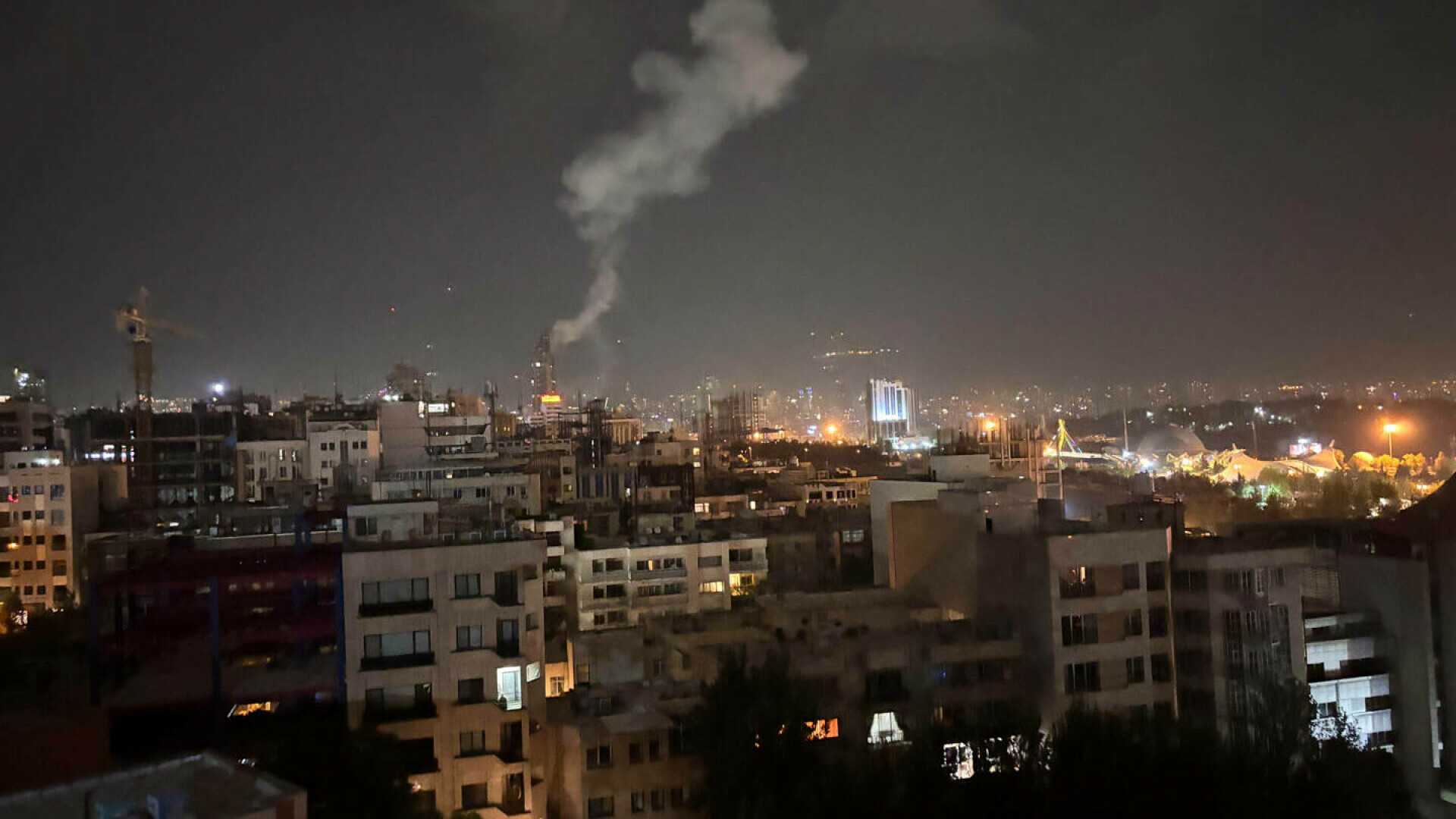 MAE cere românilor să părăsească de urgență Iranul: „Situaţia de securitate este extrem de imprevizibilă”