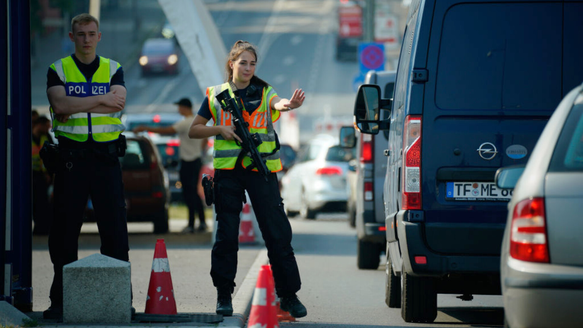 Analiză POLITICO: Spațiul Schengen „se topește sub ochii noștri”. Criza cu care se confruntă după 40 de ani