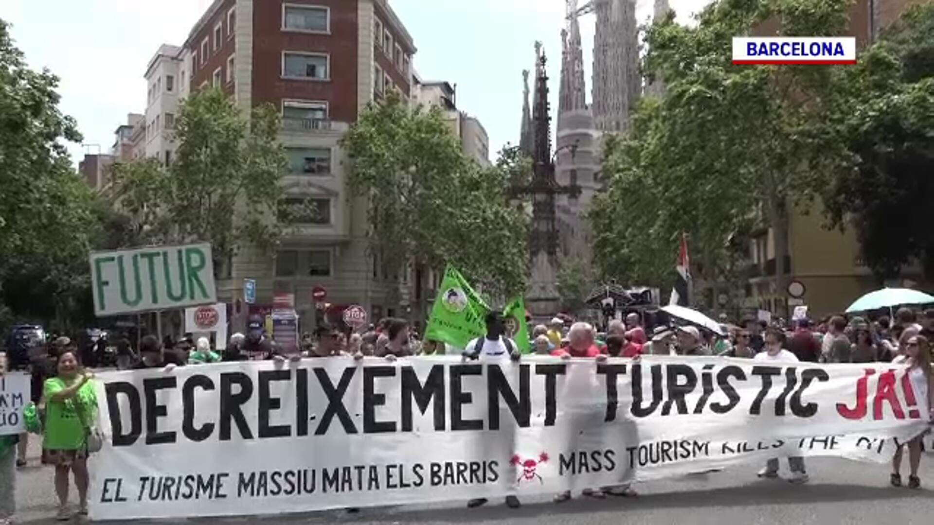 Mii de oameni din trei țări care sunt printre destinațiile favorite ale românilor au protestat împotriva turismului excesiv