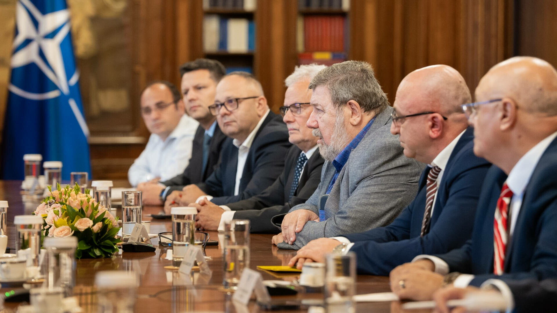Sindicaliștii ataca politicienii: Noi nu cumulăm pensii speciale cu salarii de mii de euro, în timp ce ni se cer sacrificii