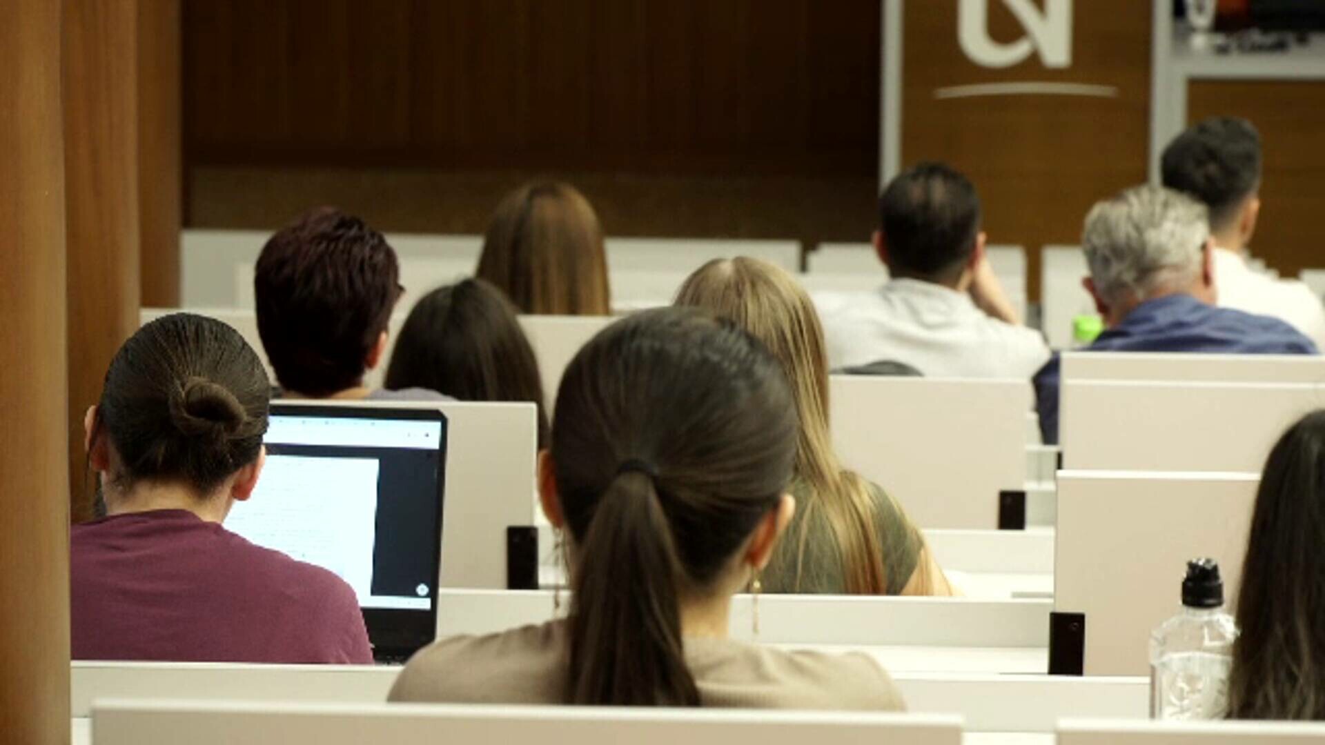 Angajate ale unei universități din România, acuzate de fraudă cu fonduri UE. Și-ar fi însușit peste 2,5 milioane de euro