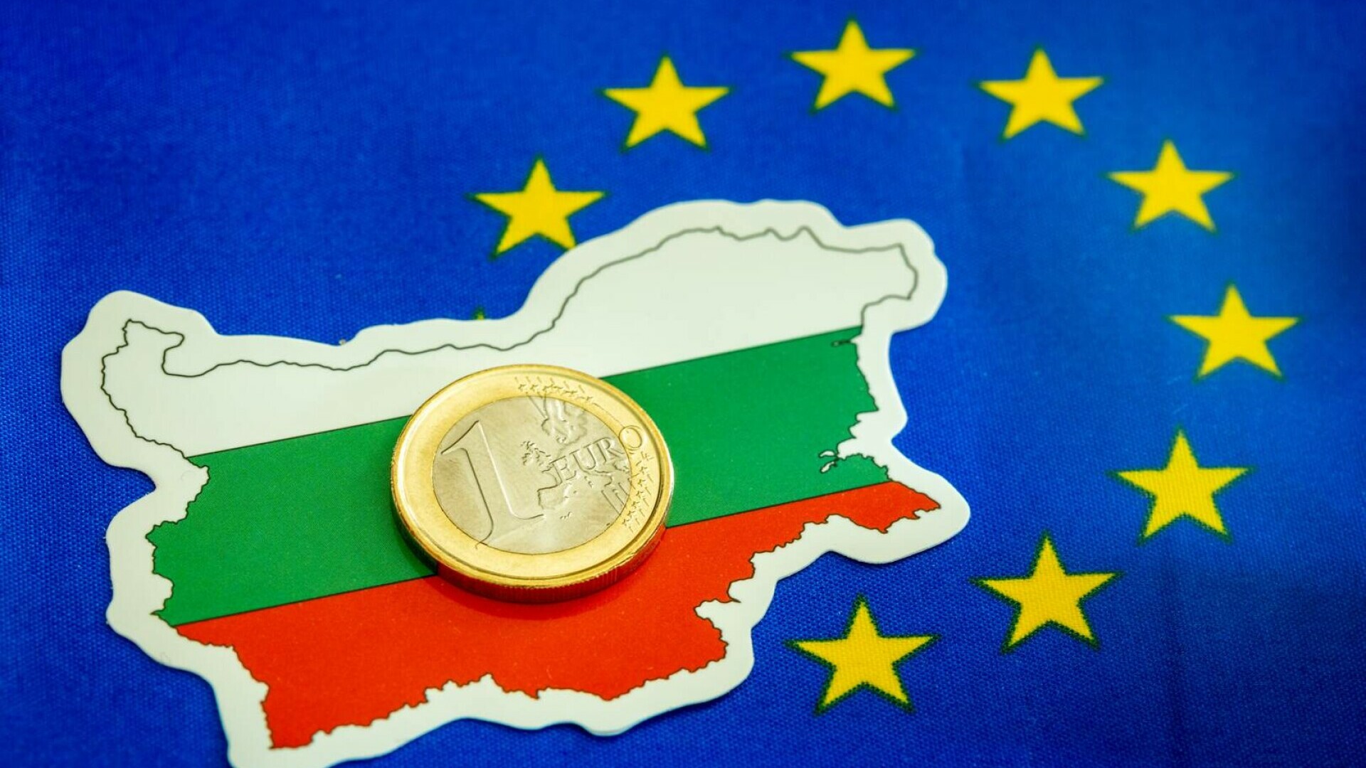 Când va adopta Bulgaria moneda euro. Miniștrii de Finanțe susțin că țara îndeplinește toate condițiile