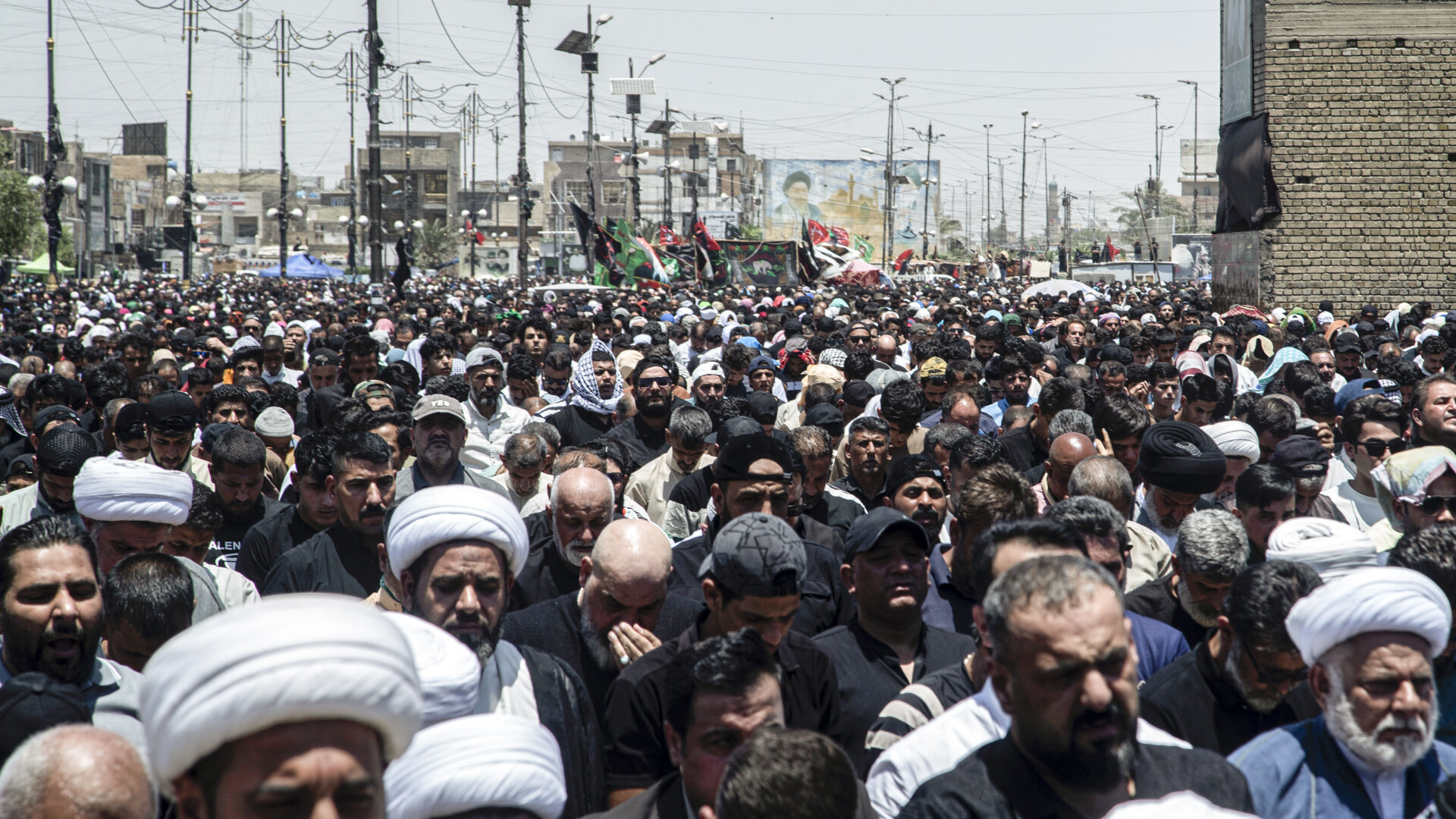 Mii de manifestanţi denunţă, la Bagdad şi Teheran, după rugăciunea de vineri, Războiul între Israel şi Iran