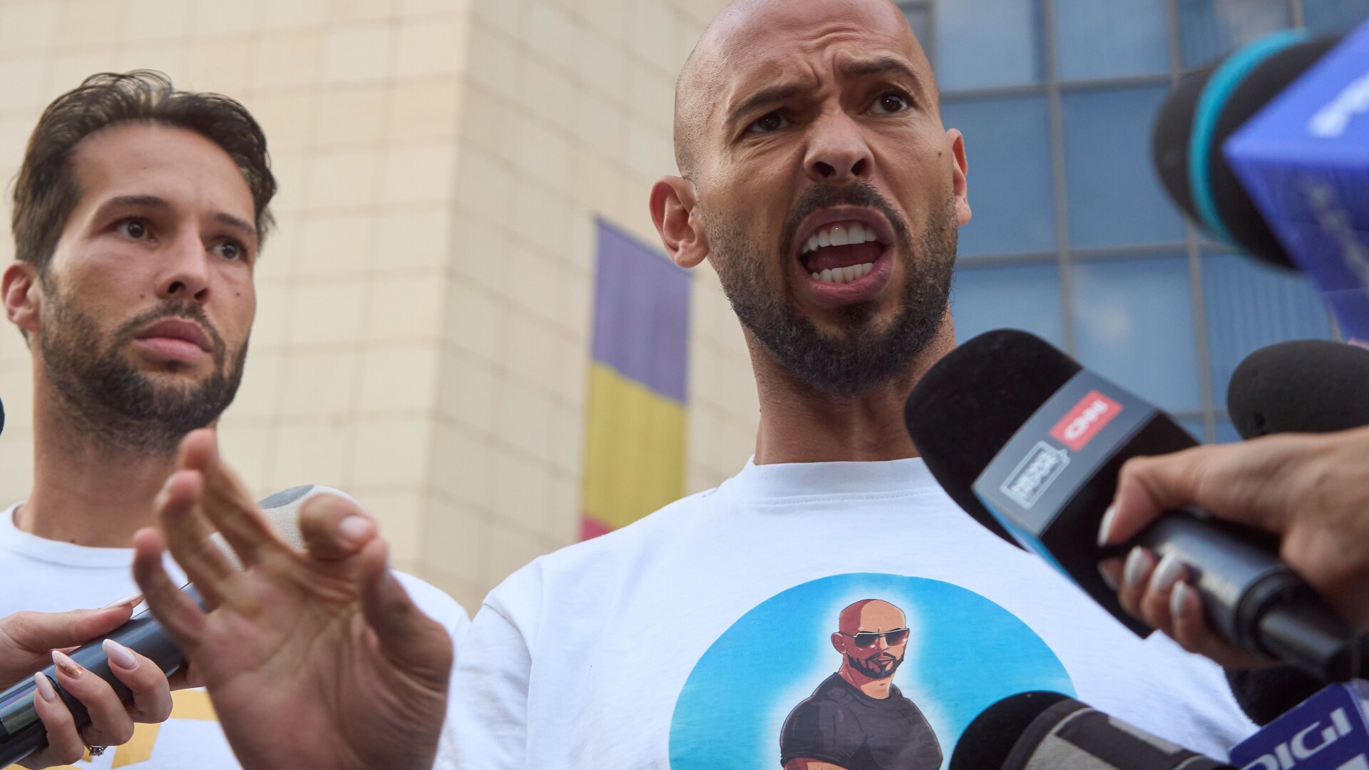 BBC: Tristan Tate, anchetat pentru influențarea alegerilor prezidențiale din România
